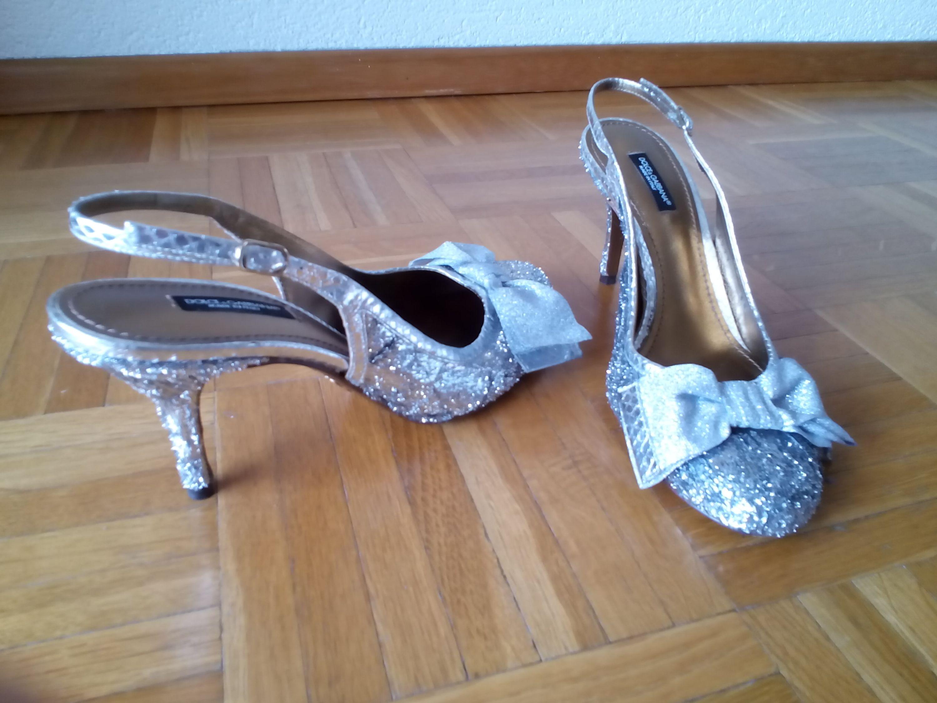 Silver lurex slingback heeled pumps