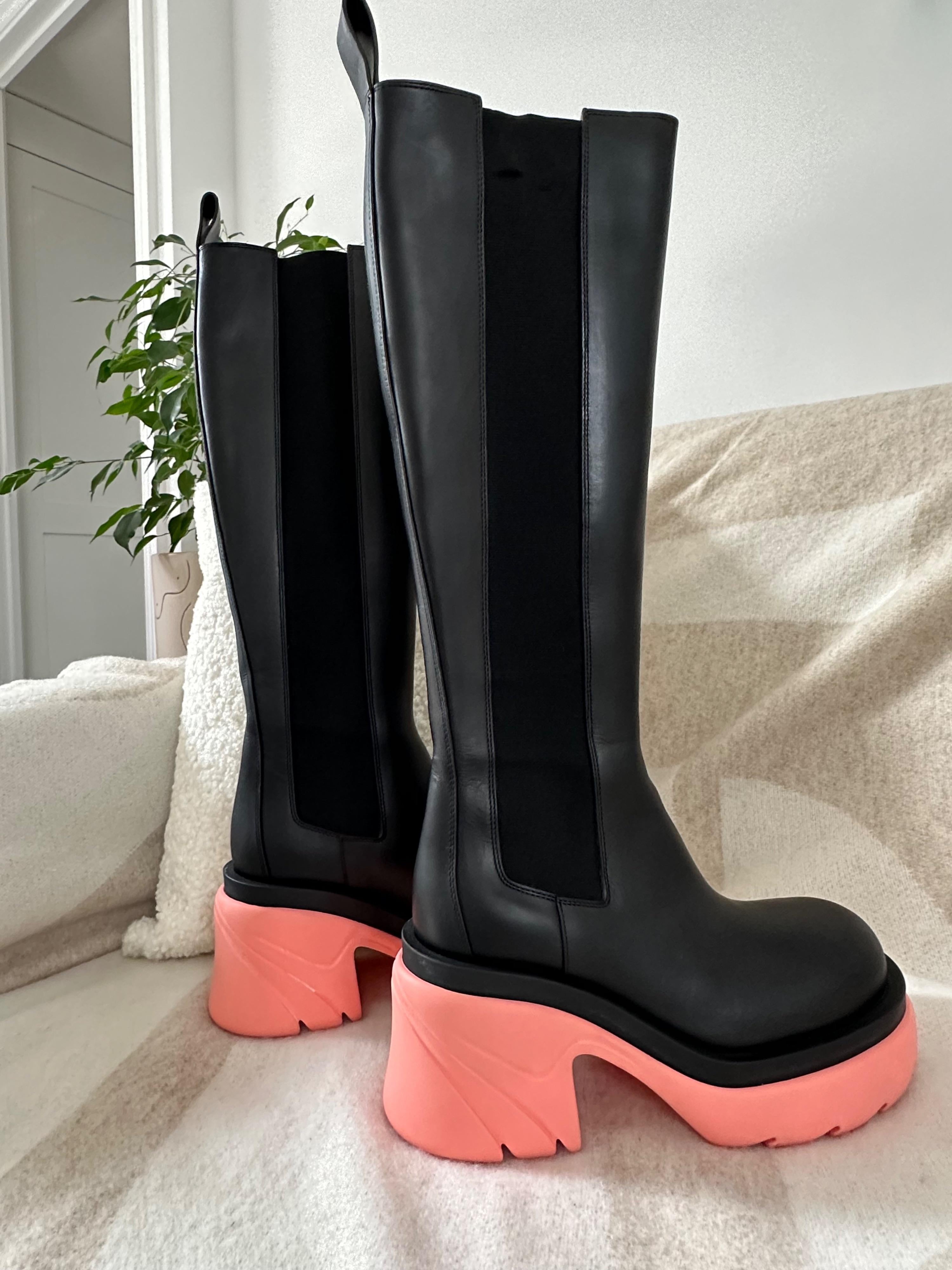 Flash Pink Platform Black Leather Knee Boots