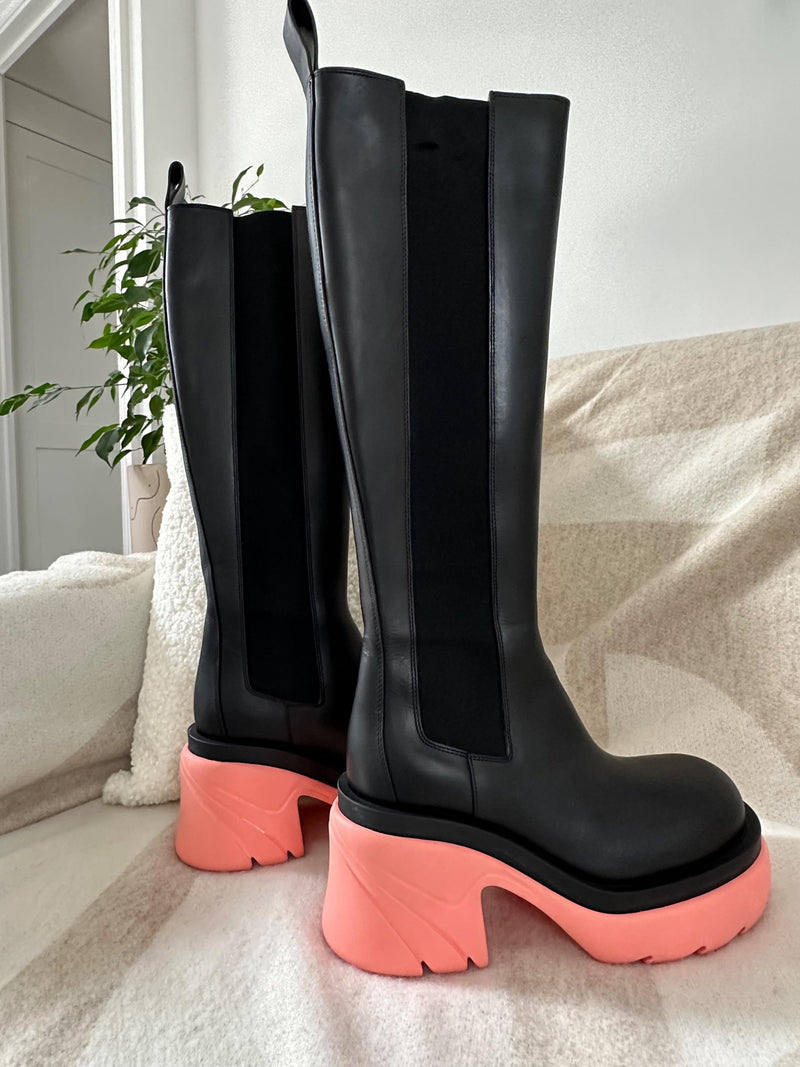 Flash Pink Platform Black Leather Knee Boots