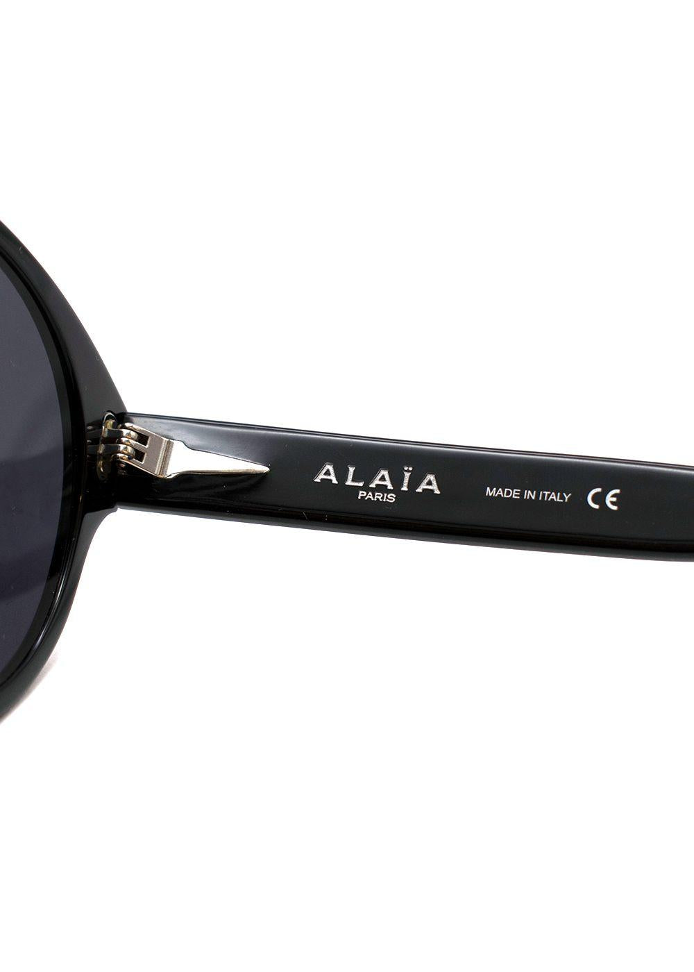 Black Grommet Embellished Round Sunglasses