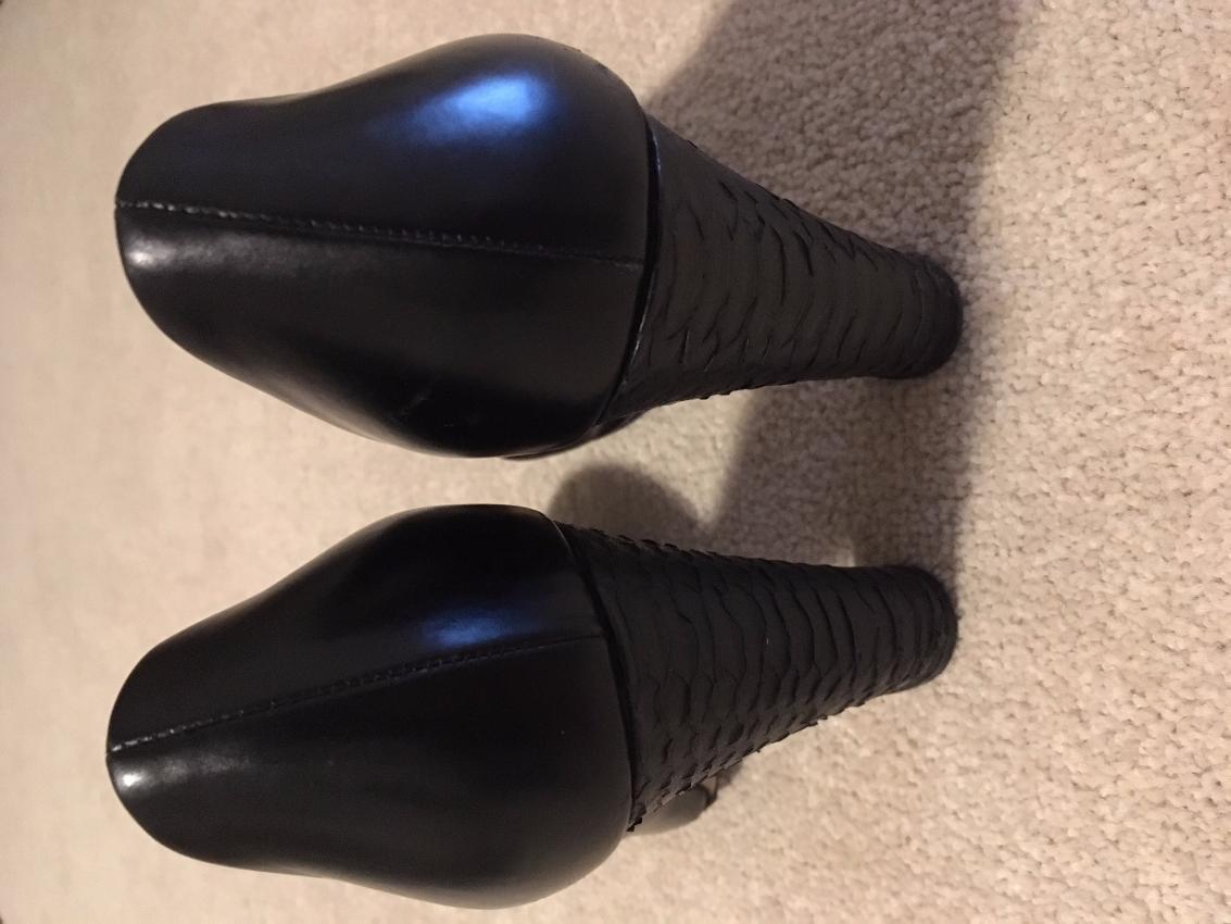 Reed Krakoff black pumps with mock python Heels