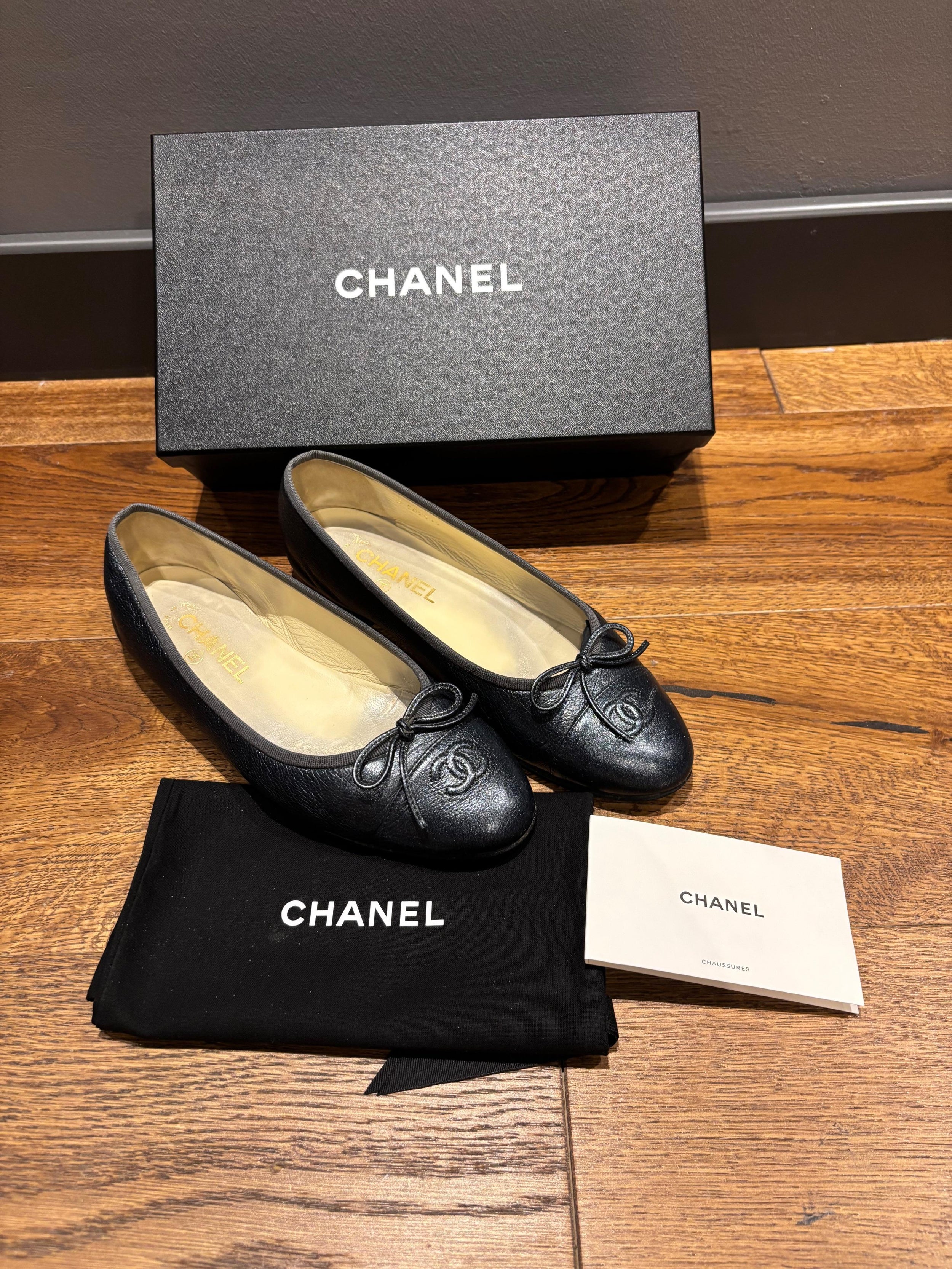 Chanel Navy Blue Leather Ballet Flats