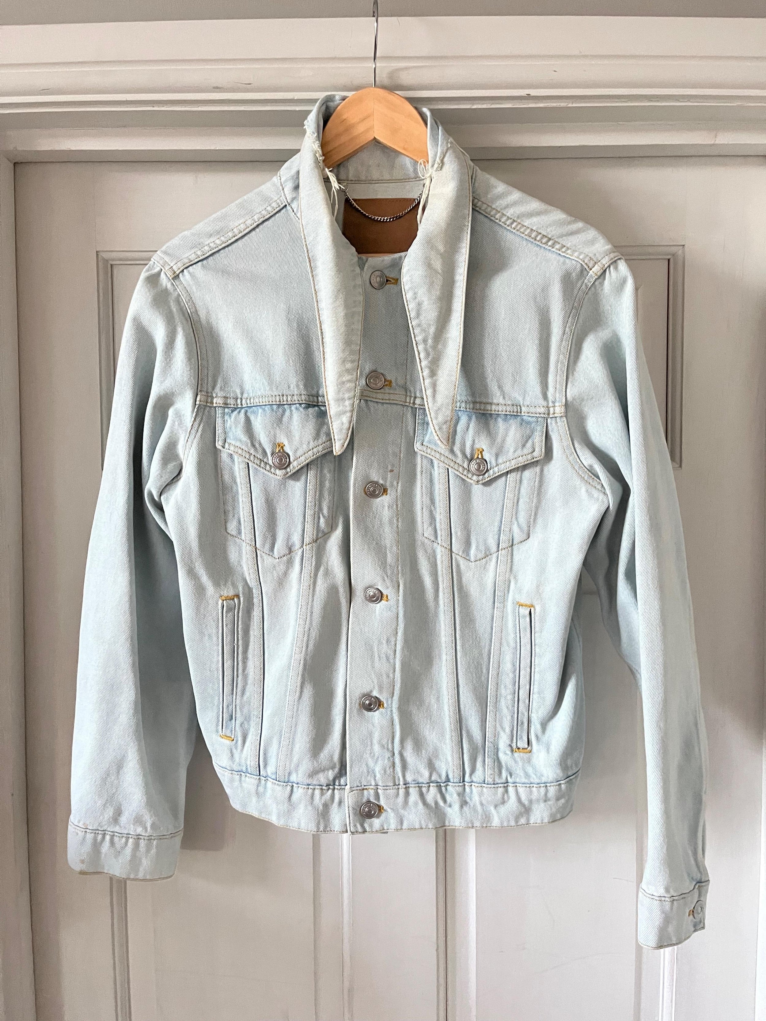 Scarf Frayed Denim Jacket