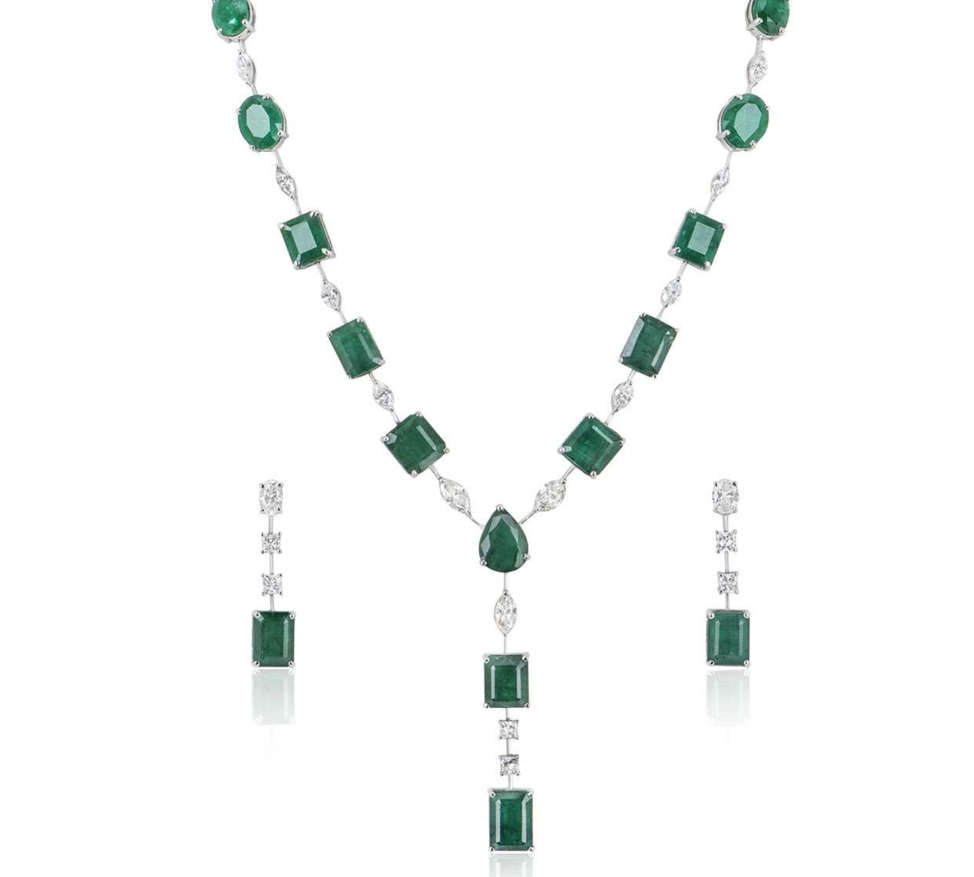 18ct white gold, diamond & emerald jewellery suite