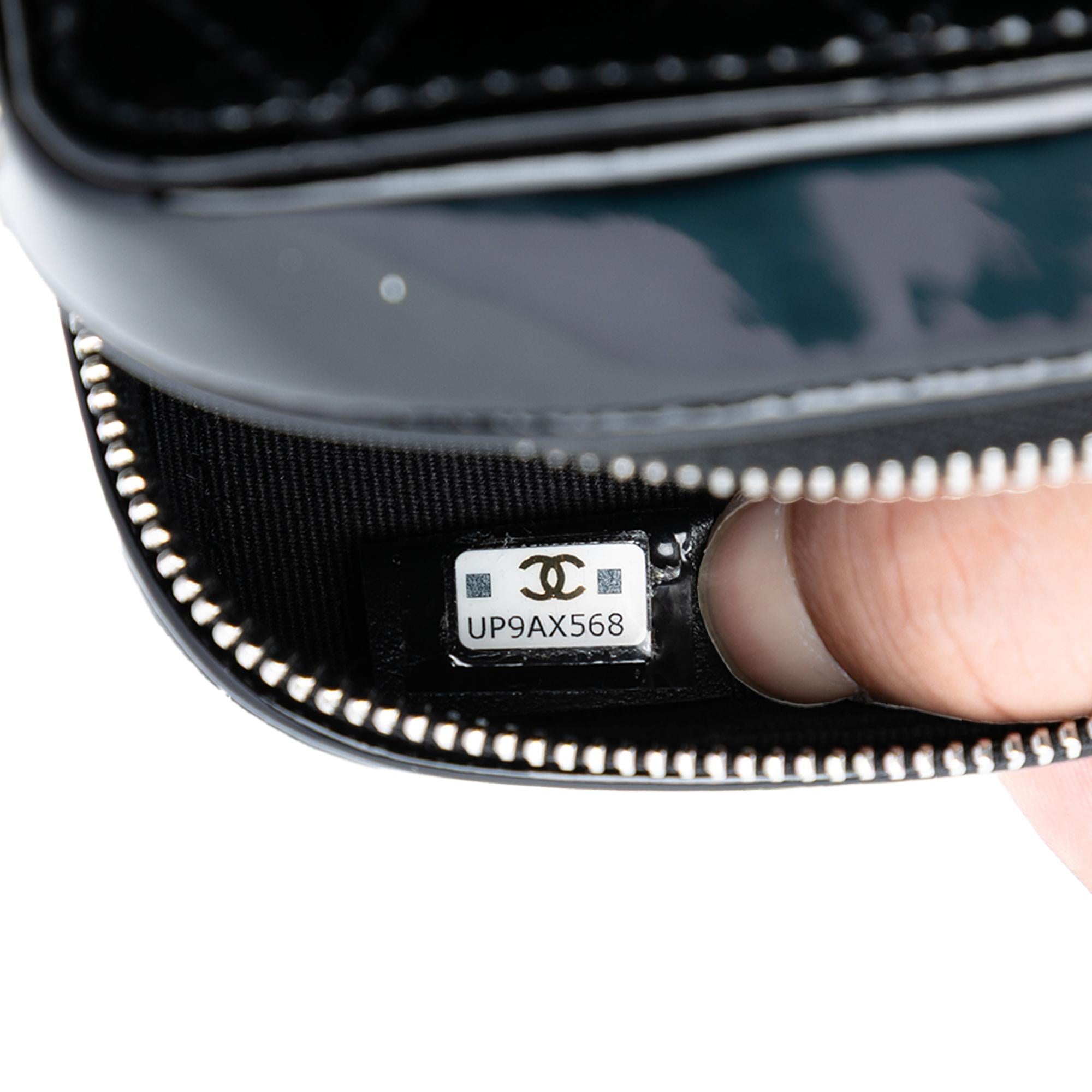 Chanel Black Quilted Patent Diamond Resin Clutch With Chain