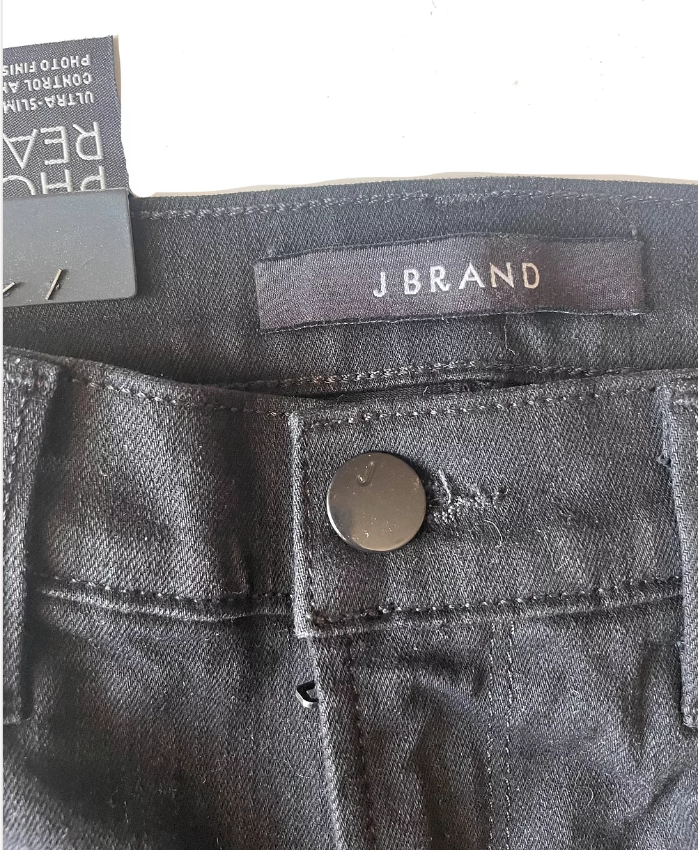 Black stretch-denim Photo Ready skinny jeans