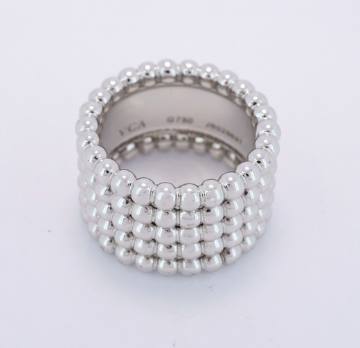 Van Cleef Perleé Ring