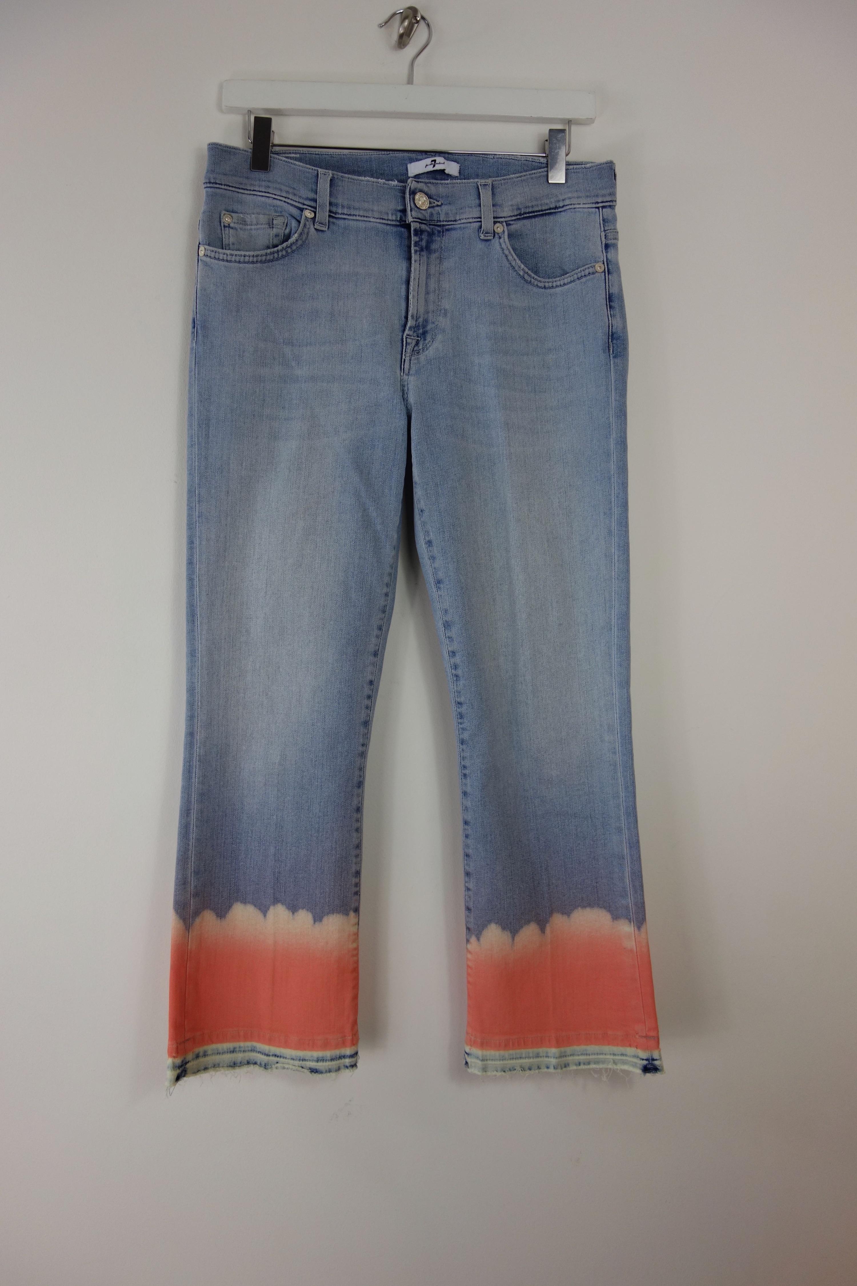 Mid-Wash Coral Bleach Denim Cropped Jeans