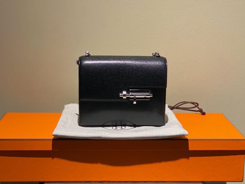 Hermes Noir Chamkila Leather Verrou Chaine Mini Bag PHW