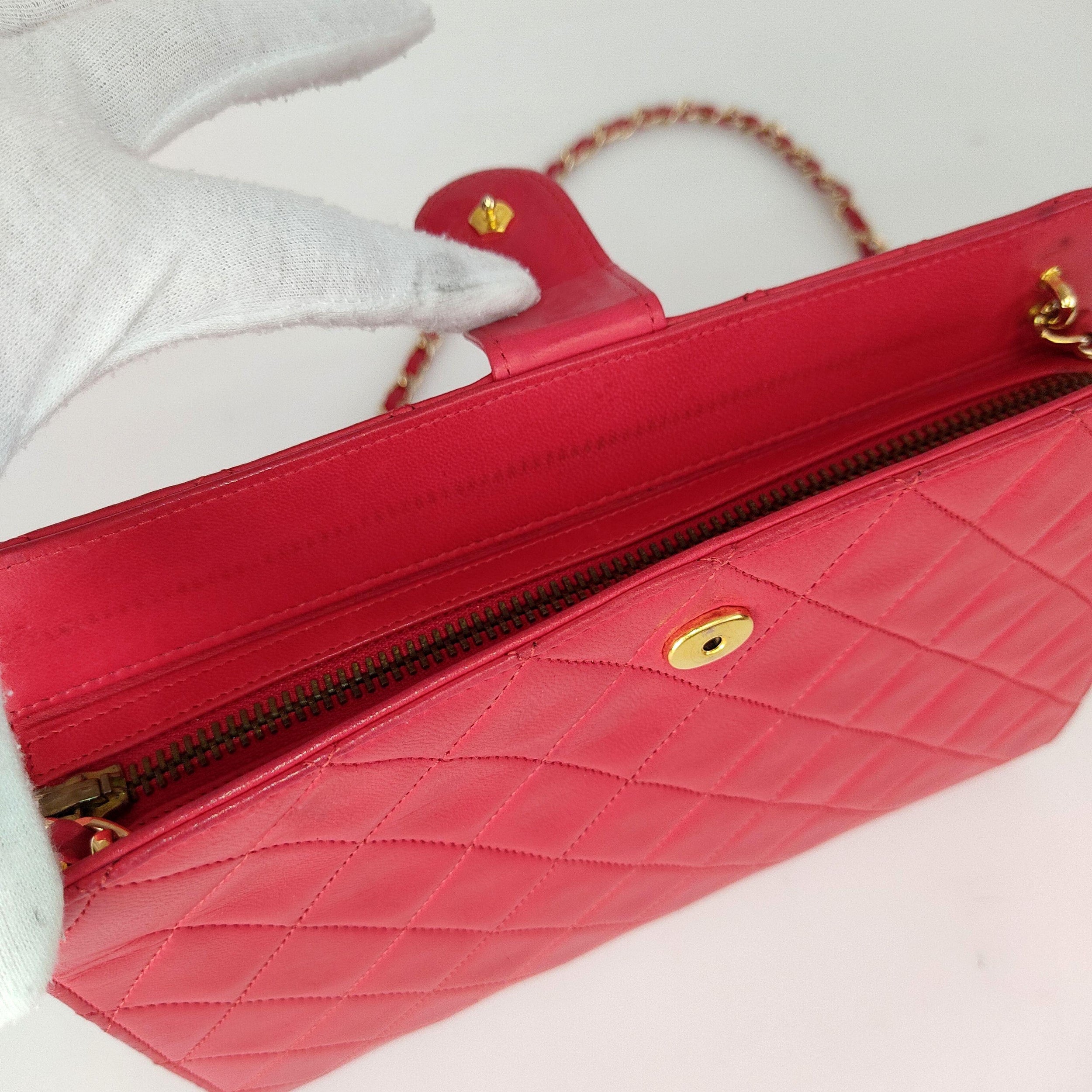Vintage red leather quilted bag