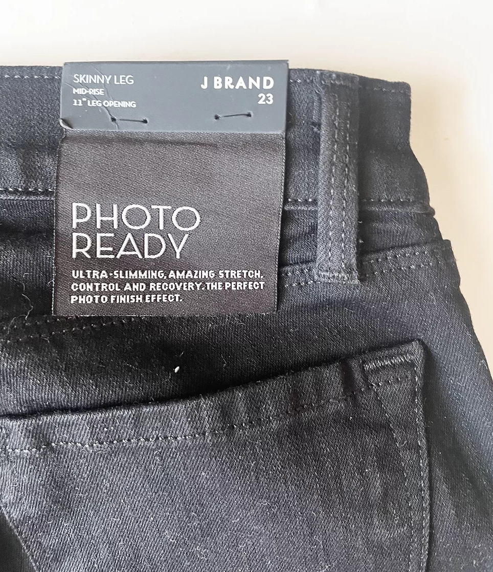 Black stretch-denim Photo Ready skinny jeans