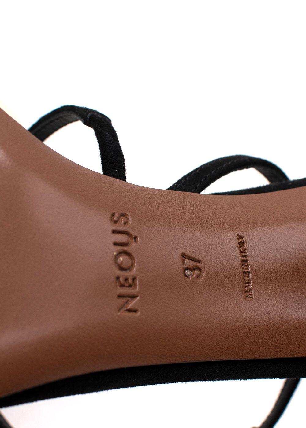 Neous Cream & Black Leather Tangra Pointed Heels