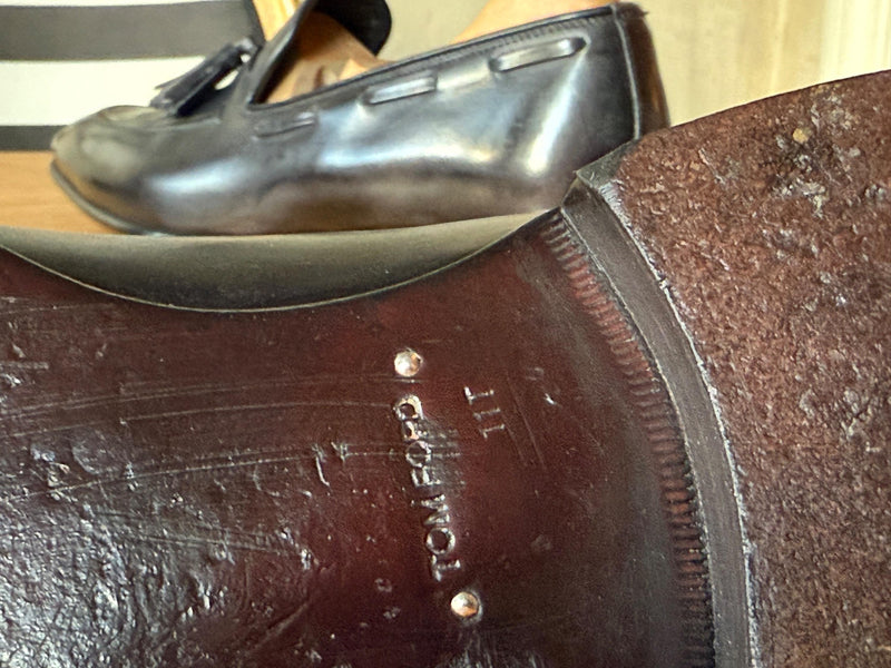 Black Leather Apron Tassel Loafers