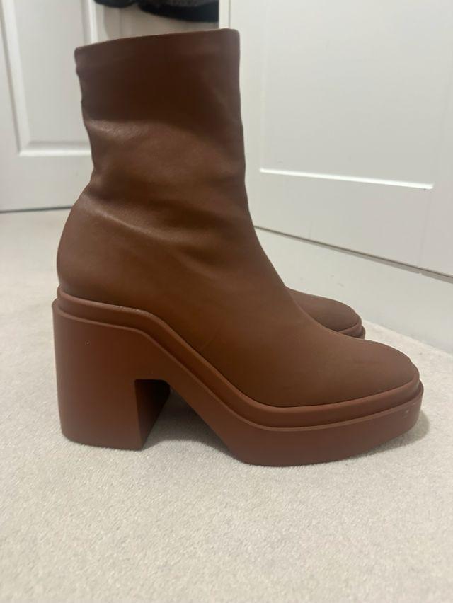 Robert Clergerie Tan Nina Boots