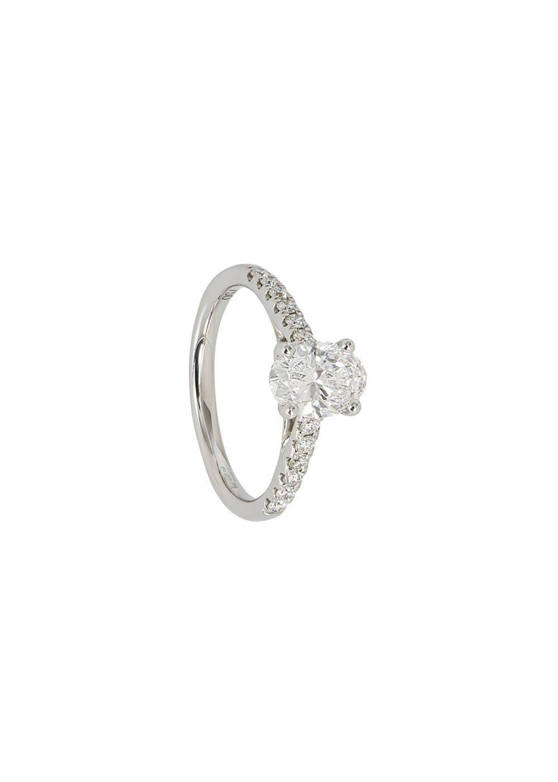 18ct white gold & diamond oval-cut ring 50.5EU