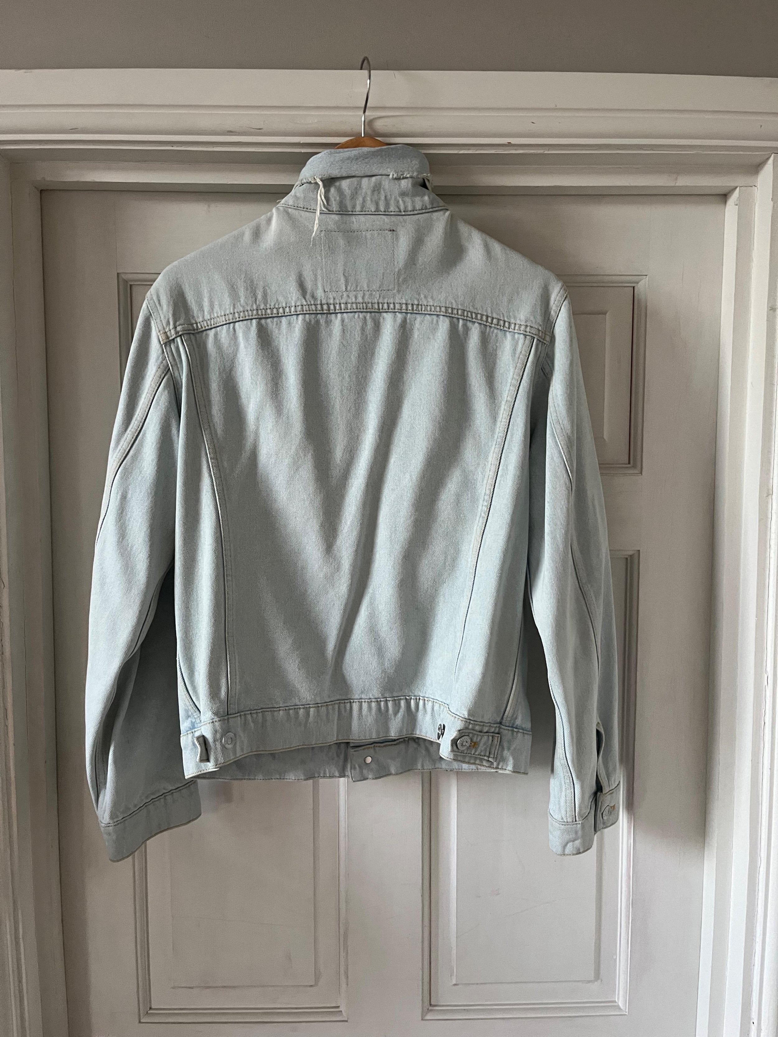 Scarf Frayed Denim Jacket