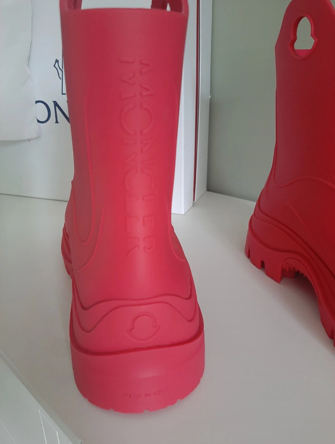 Fuschia Rubber Short Wellies