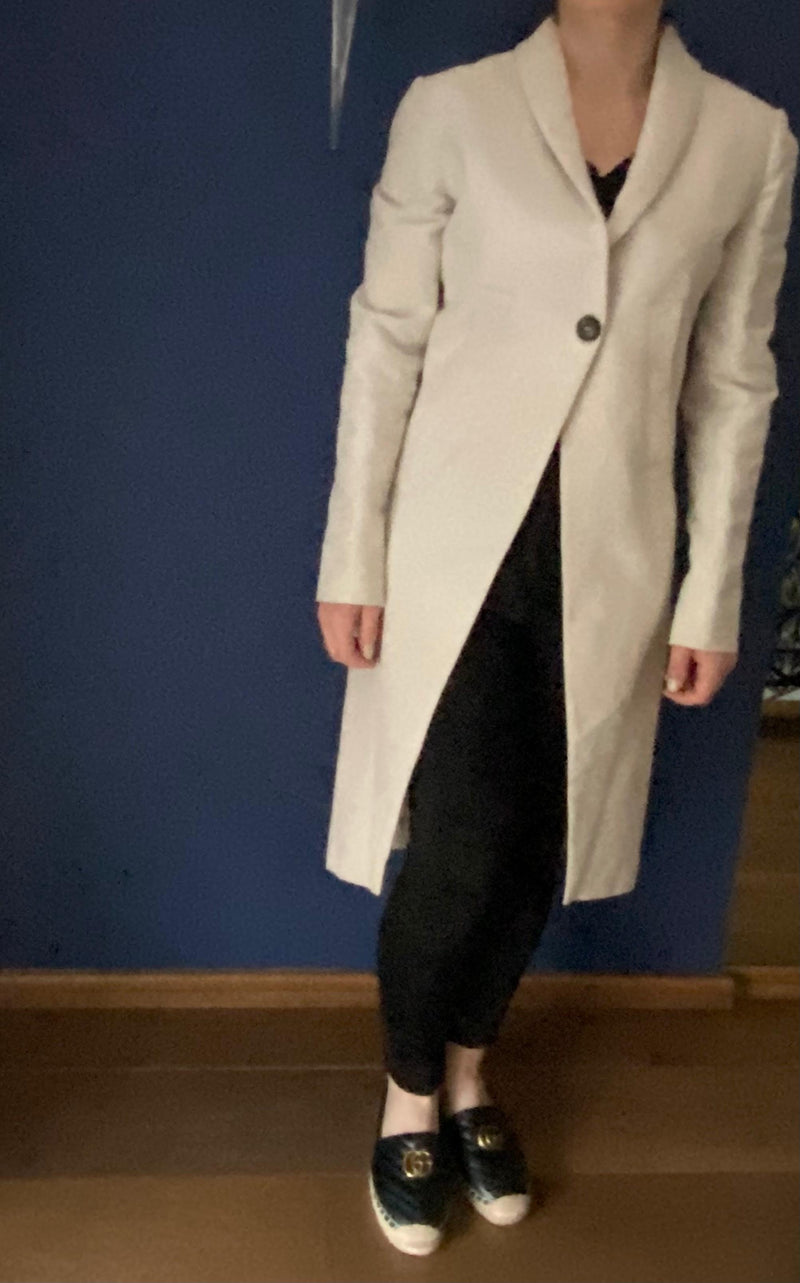 beige crinkled cotton single-button coat