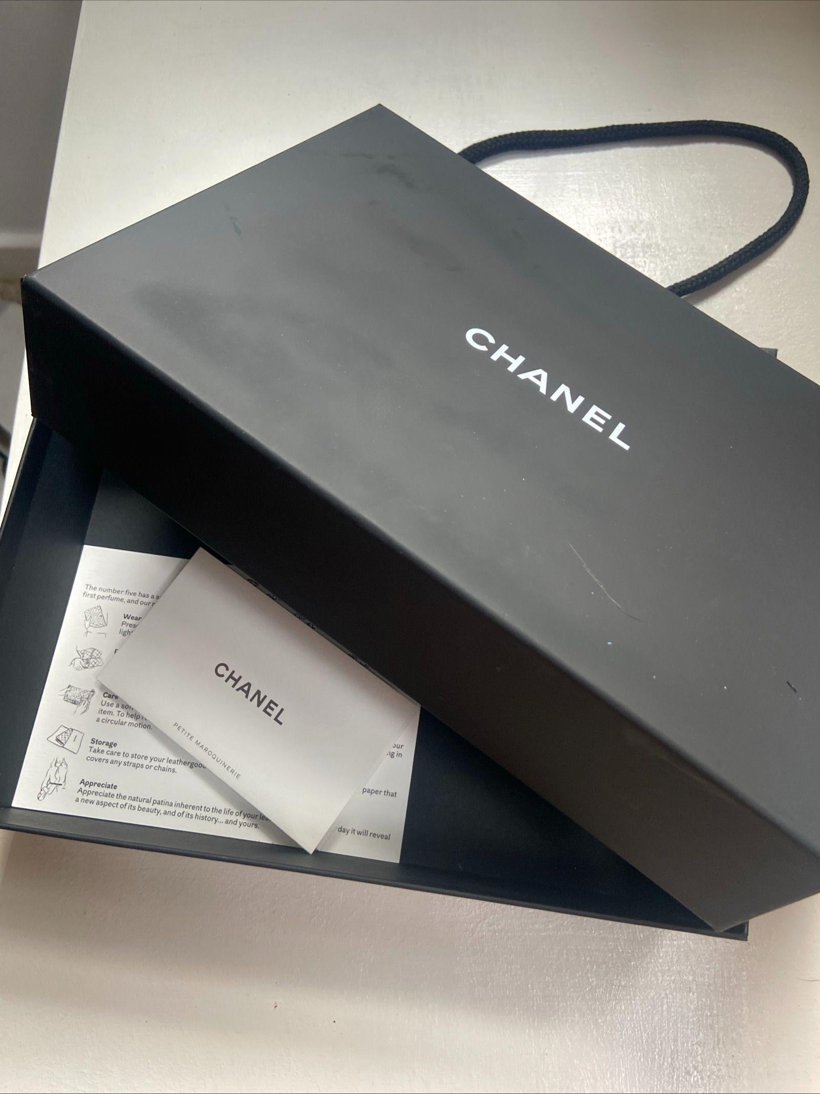 Chanel Black Quilted Leather Shoulder bag