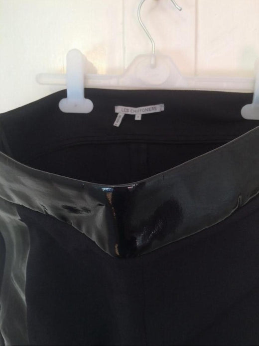 Les Chiffoniers black trousers