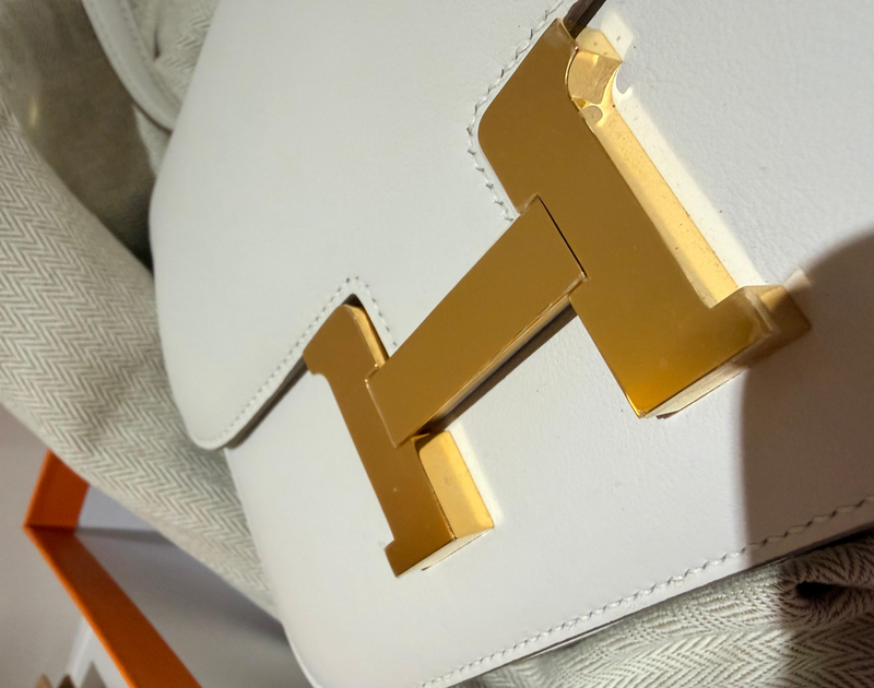 Hermes Craie Evercolour Leather Constance 18 with Rose Gold Hardware