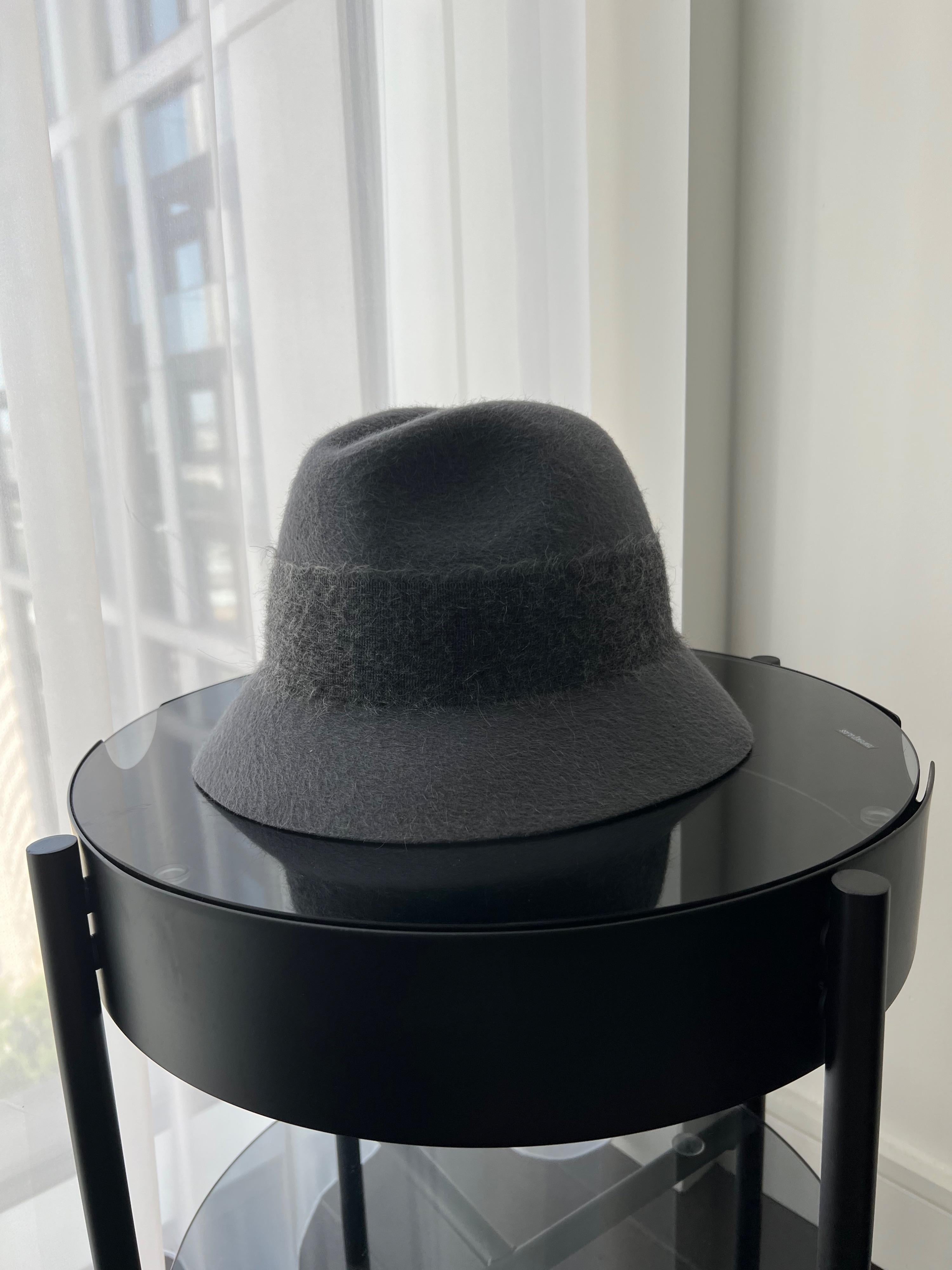 Grey Cashfelt Hat - Size Small