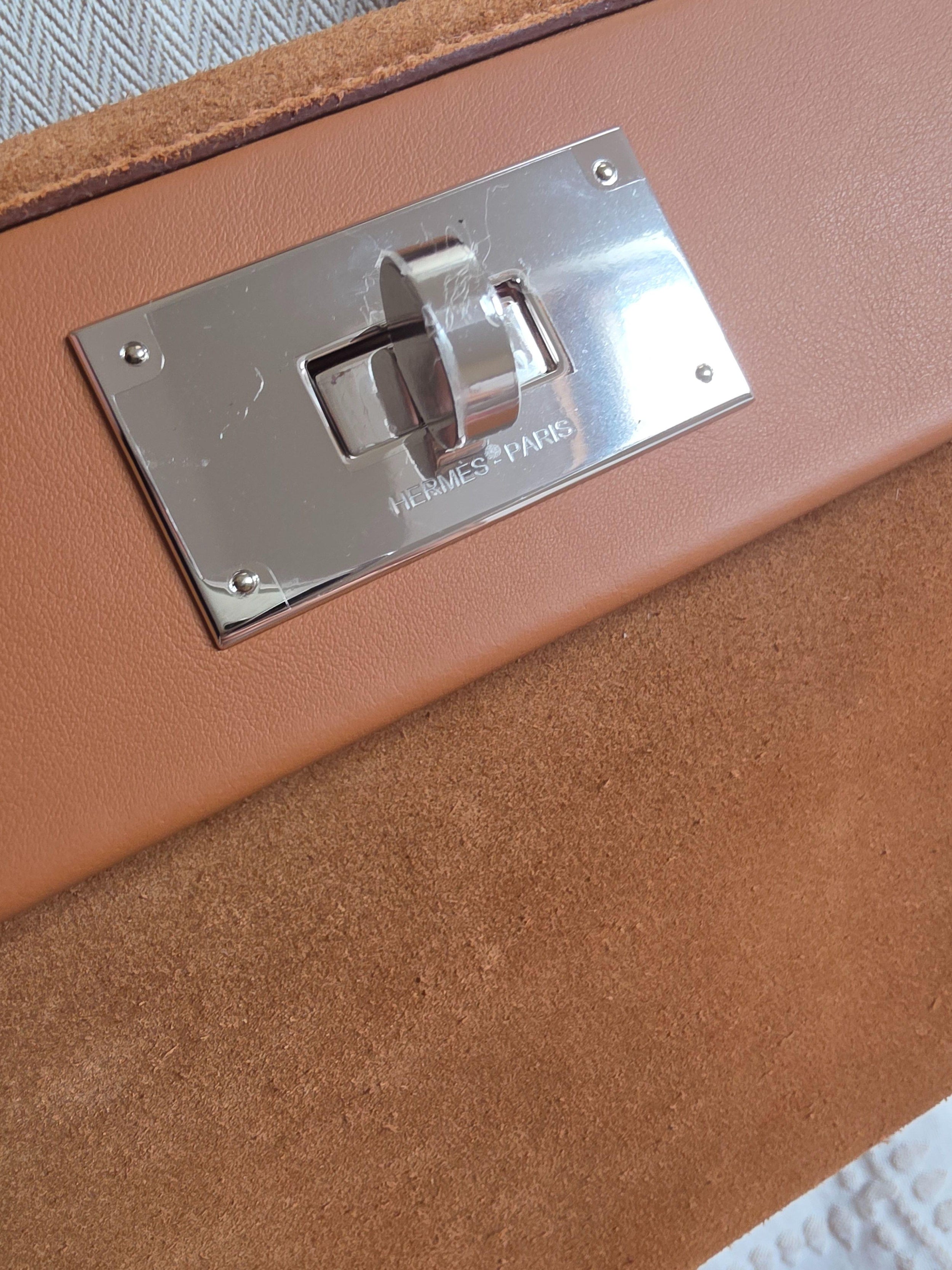 Hermés Tan 24/24 21 Grizzly Bag