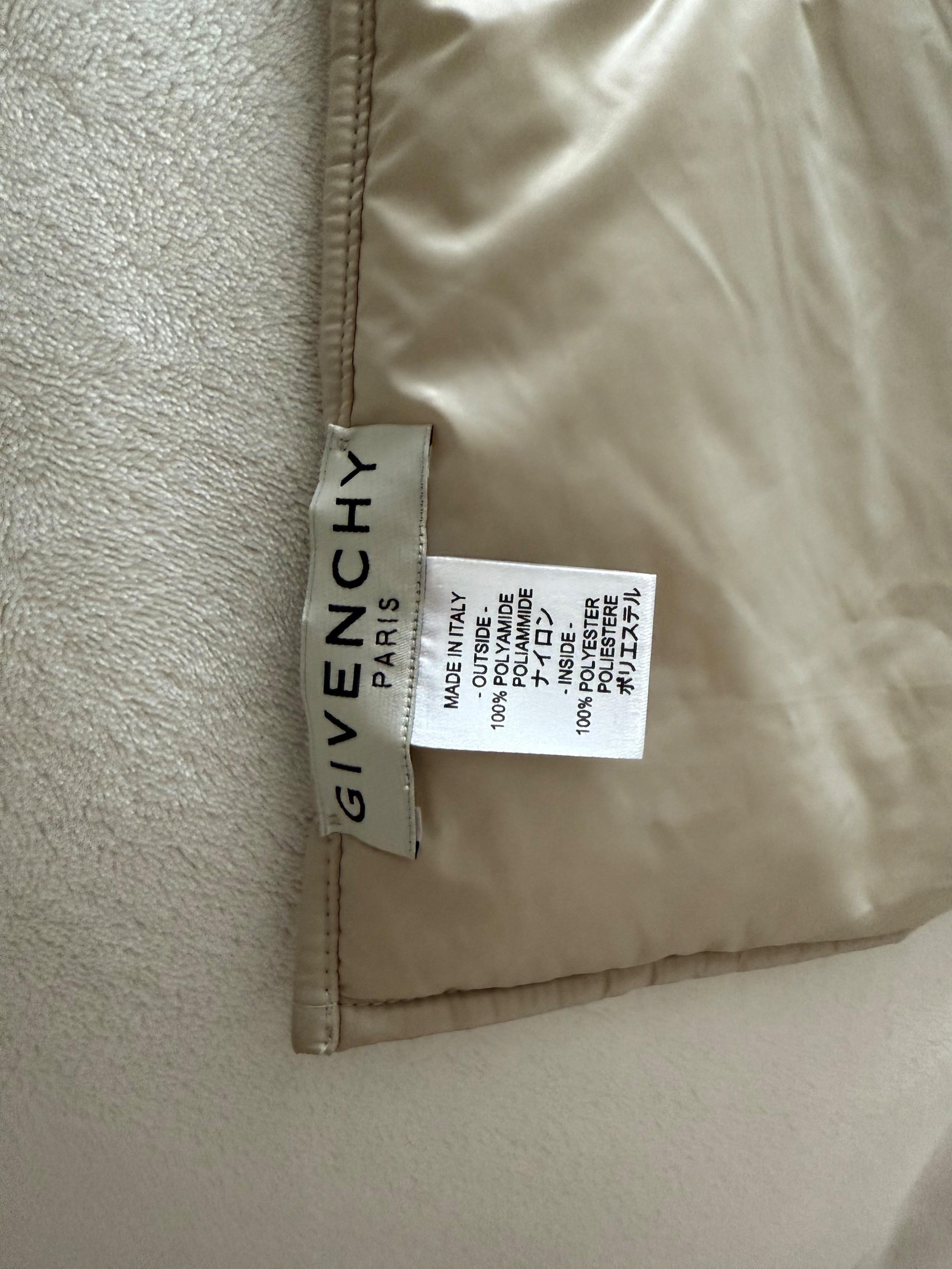 Cream Puffer Scarf