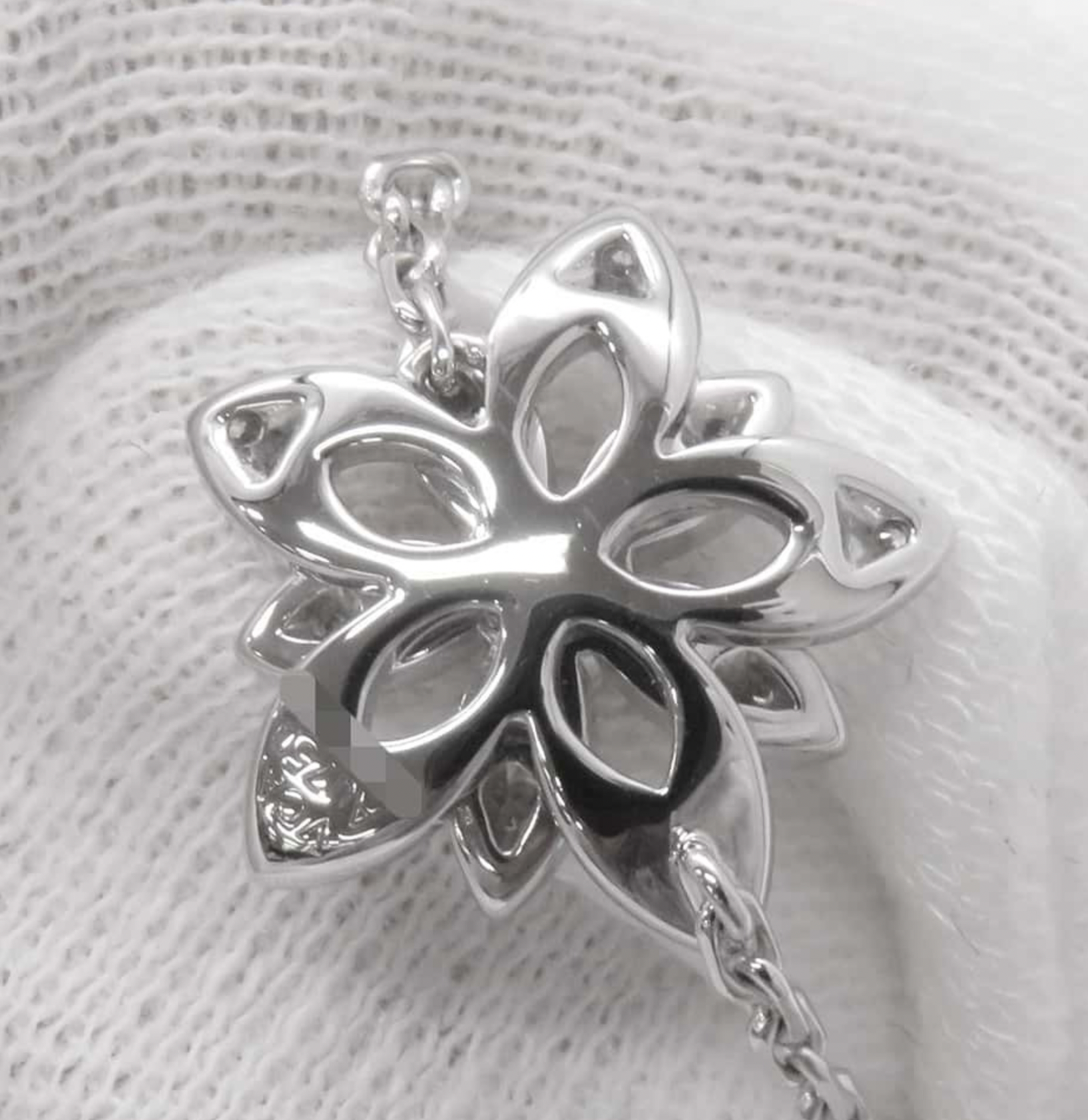 Van Cleef & Arpels White Gold Lotus Bracelet