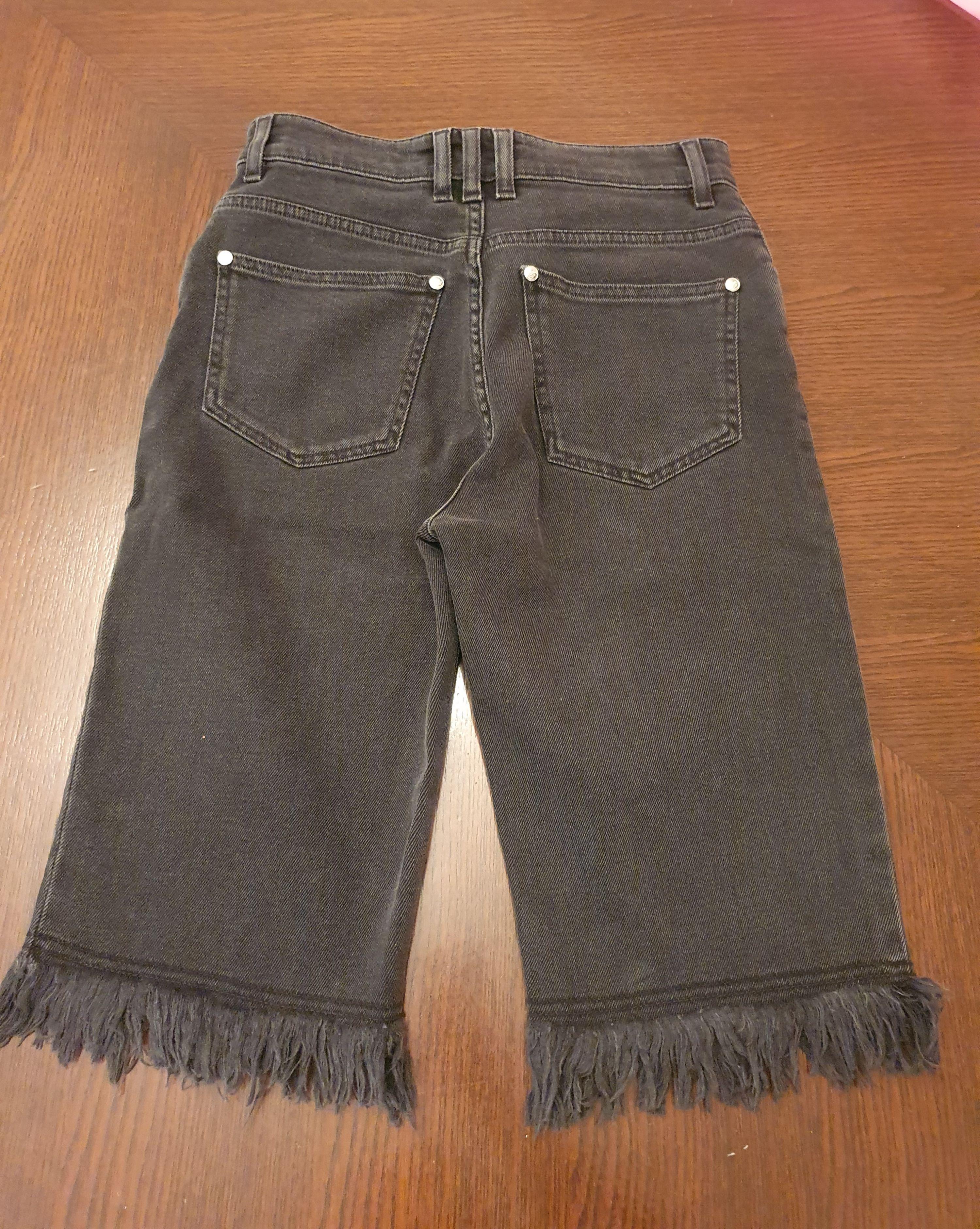 Black denim cut-off bermuda shorts