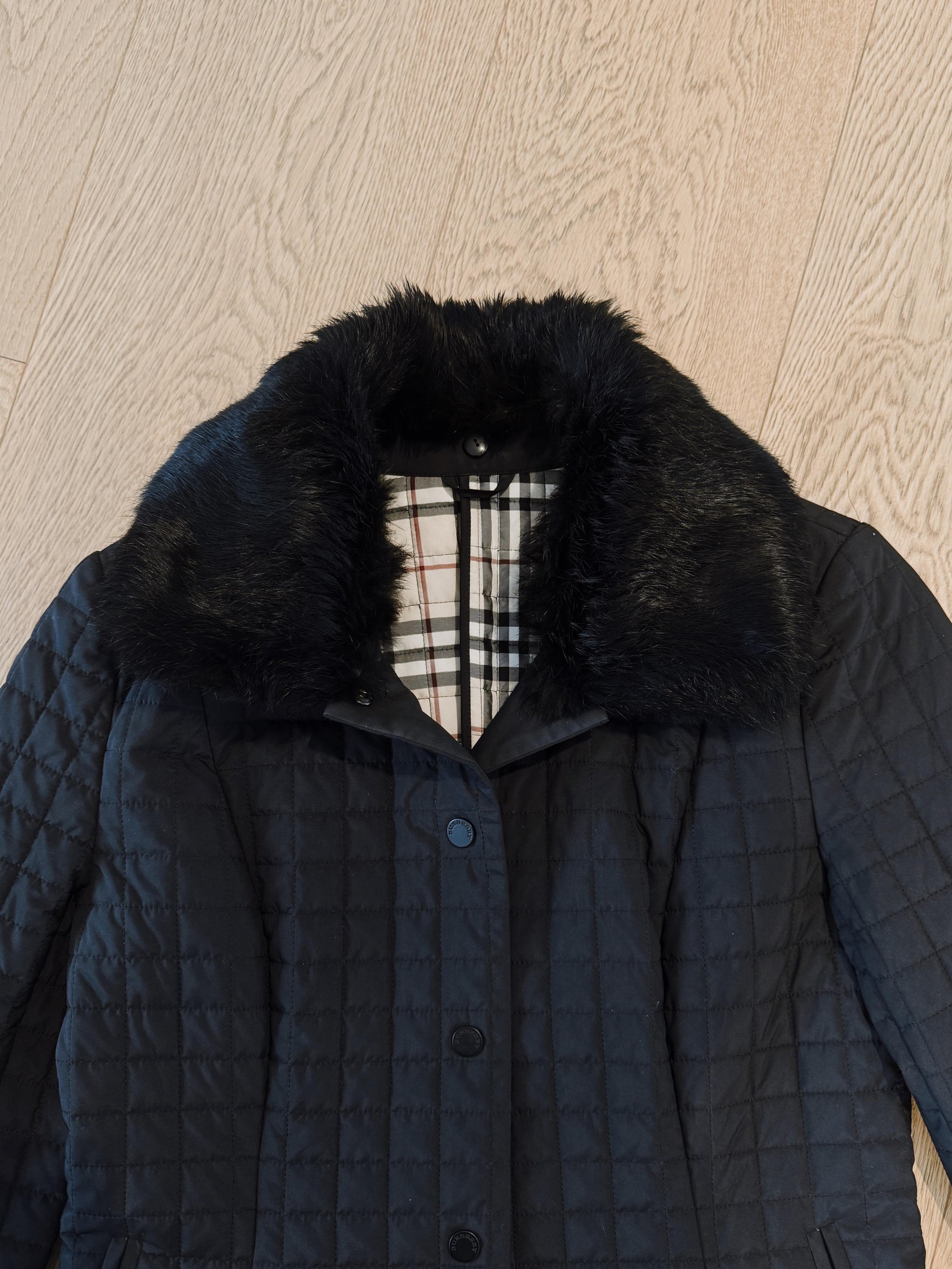 Burberry Black Quilted Jacket With Detachable Fur Collar