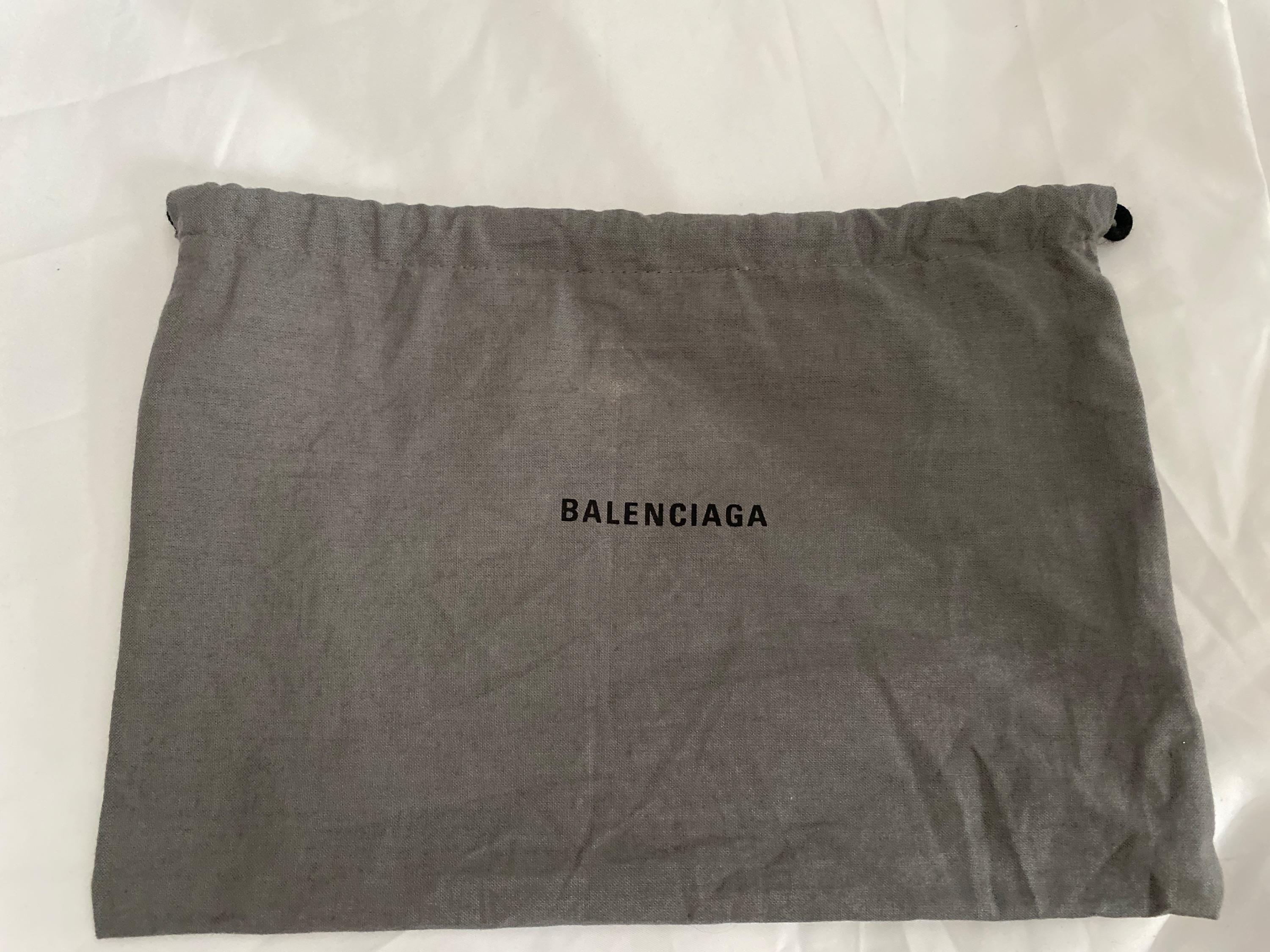 Silver leather Everyday zip pouch