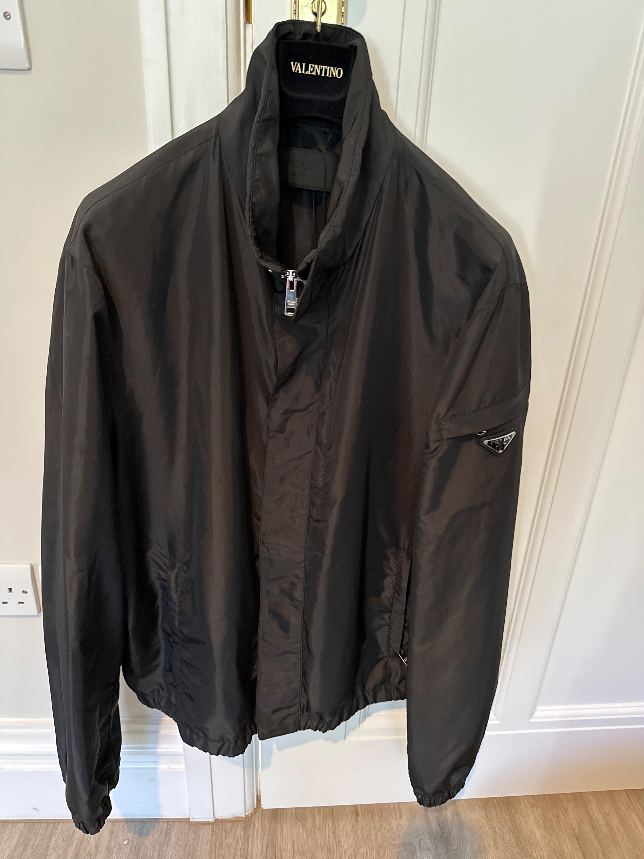 Black Zip Front Drawstring Wind Jacket