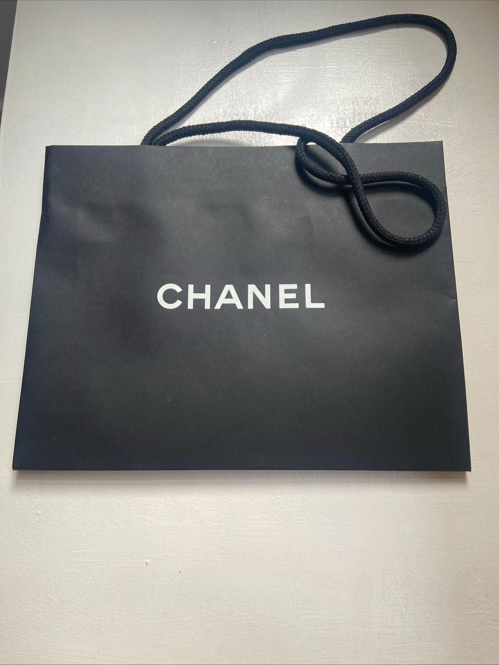 Chanel Black Quilted Leather Shoulder bag