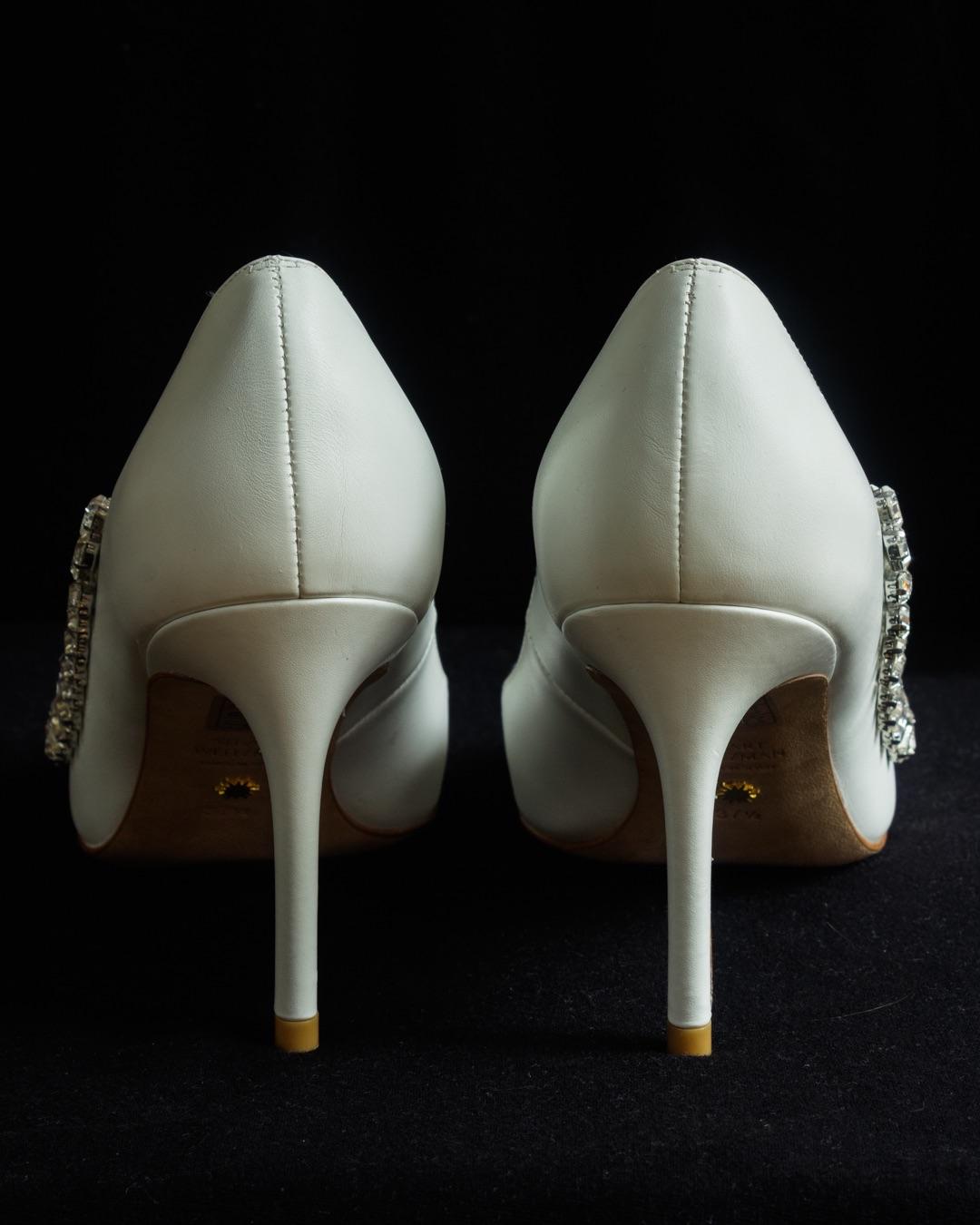 Promise 85 Crystal Embellished Pumps