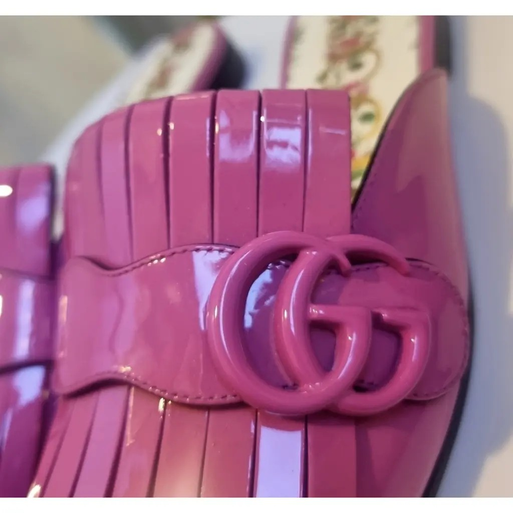 Gucci Pink Patent Marmont Flats
