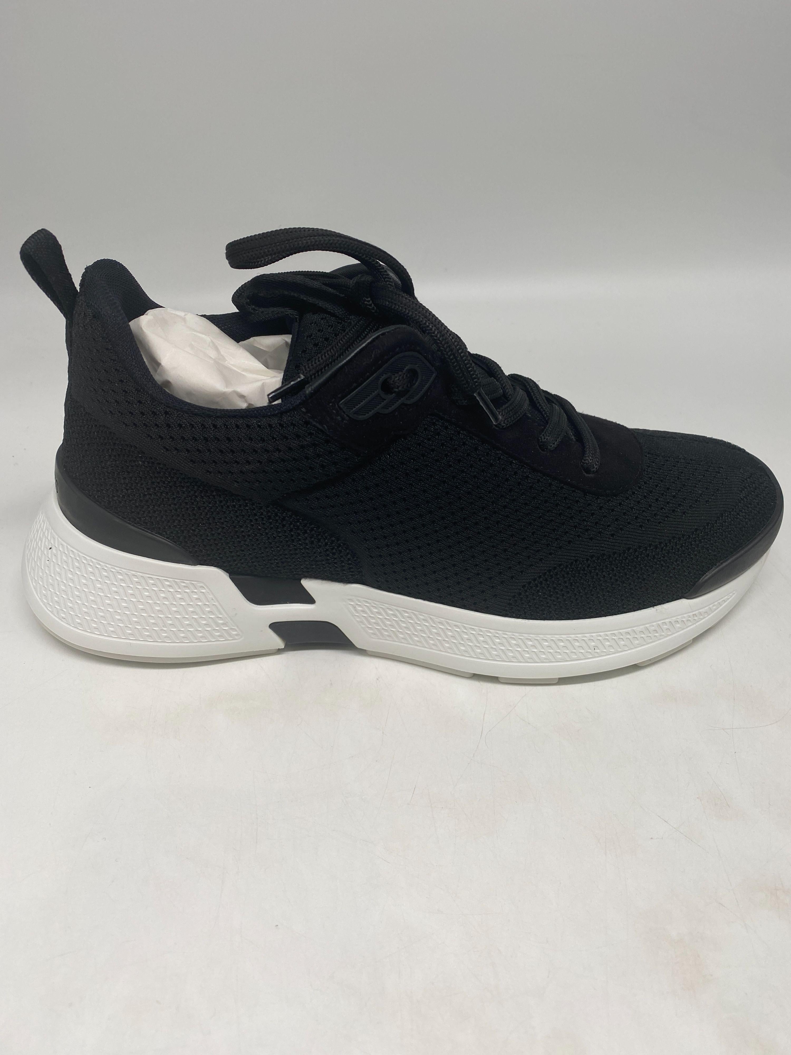 Hermés Black Heros Sneakers