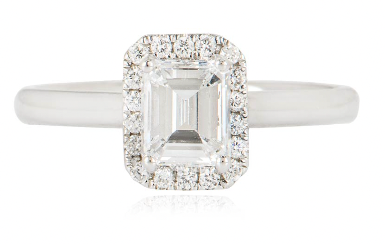 18ct White Gold Engagement Ring - Size 52