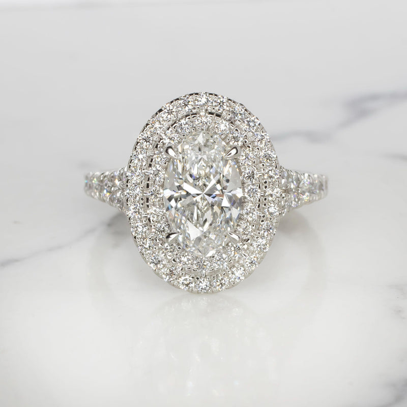 Verde 2ct IGI Certified Lab-grown Oval Cut Diamond Ring