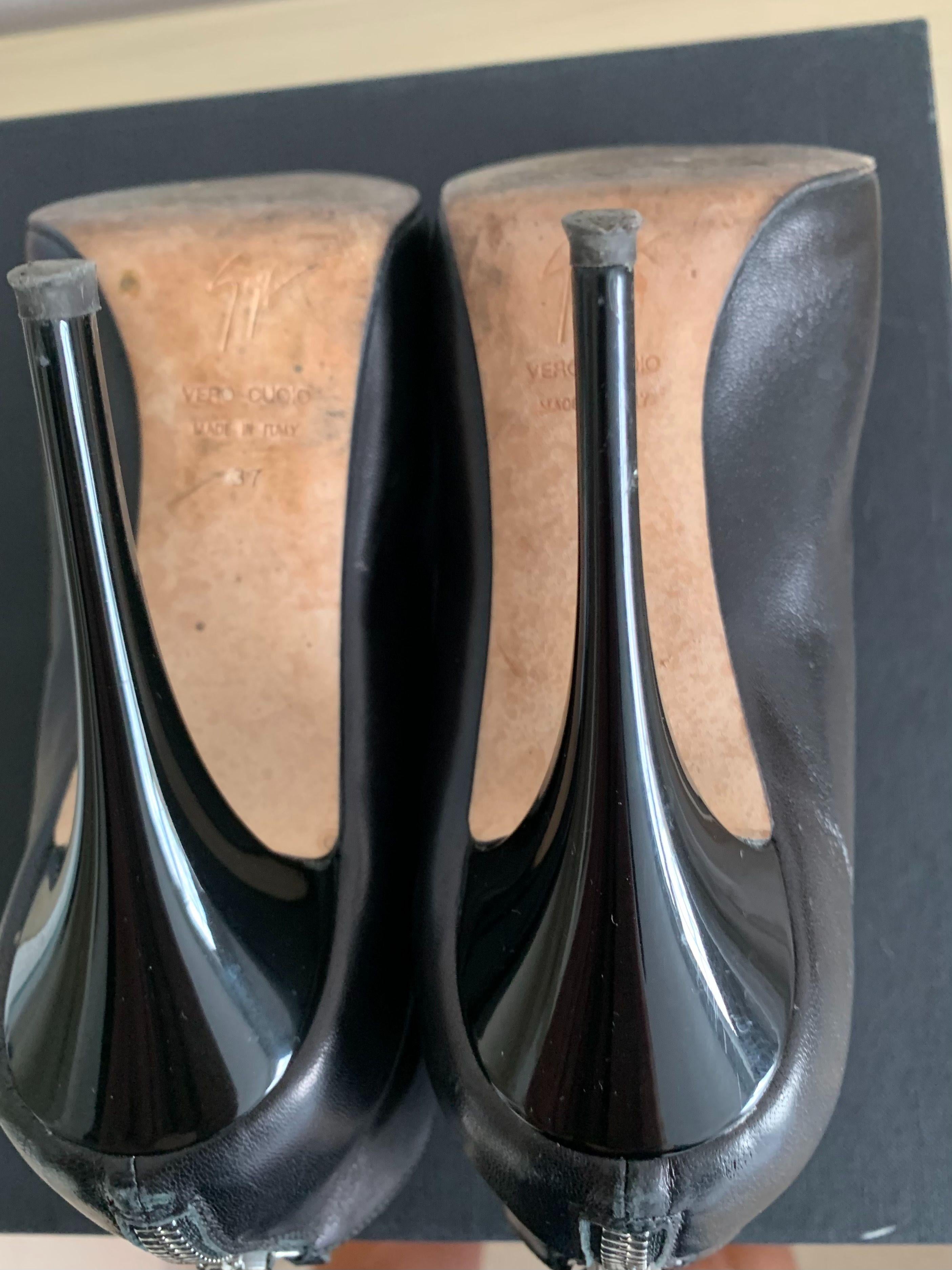 Black leather Pix 100 heeled pumps