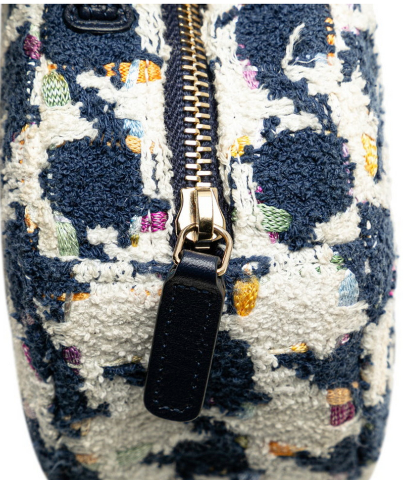 Chanel Navy and White 2020 Tweed 19 Round Clutch With Chain