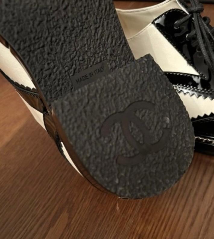 Chanel Leather Brogues
