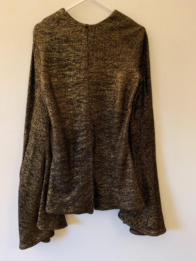 Ellery Flute Sleeve Inception Black/Gold Top