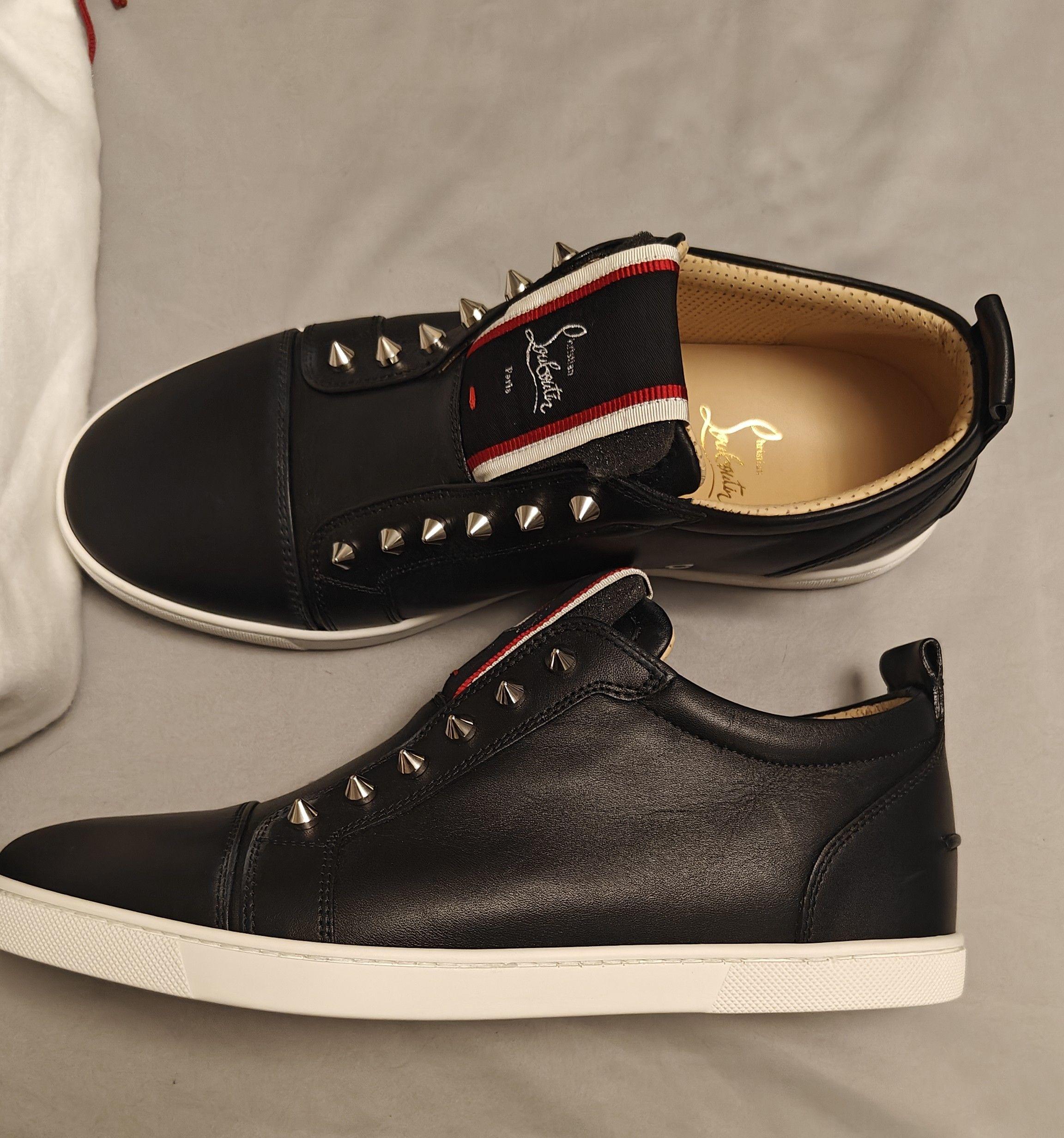 Louboutin F.A.V Fique A Vontade