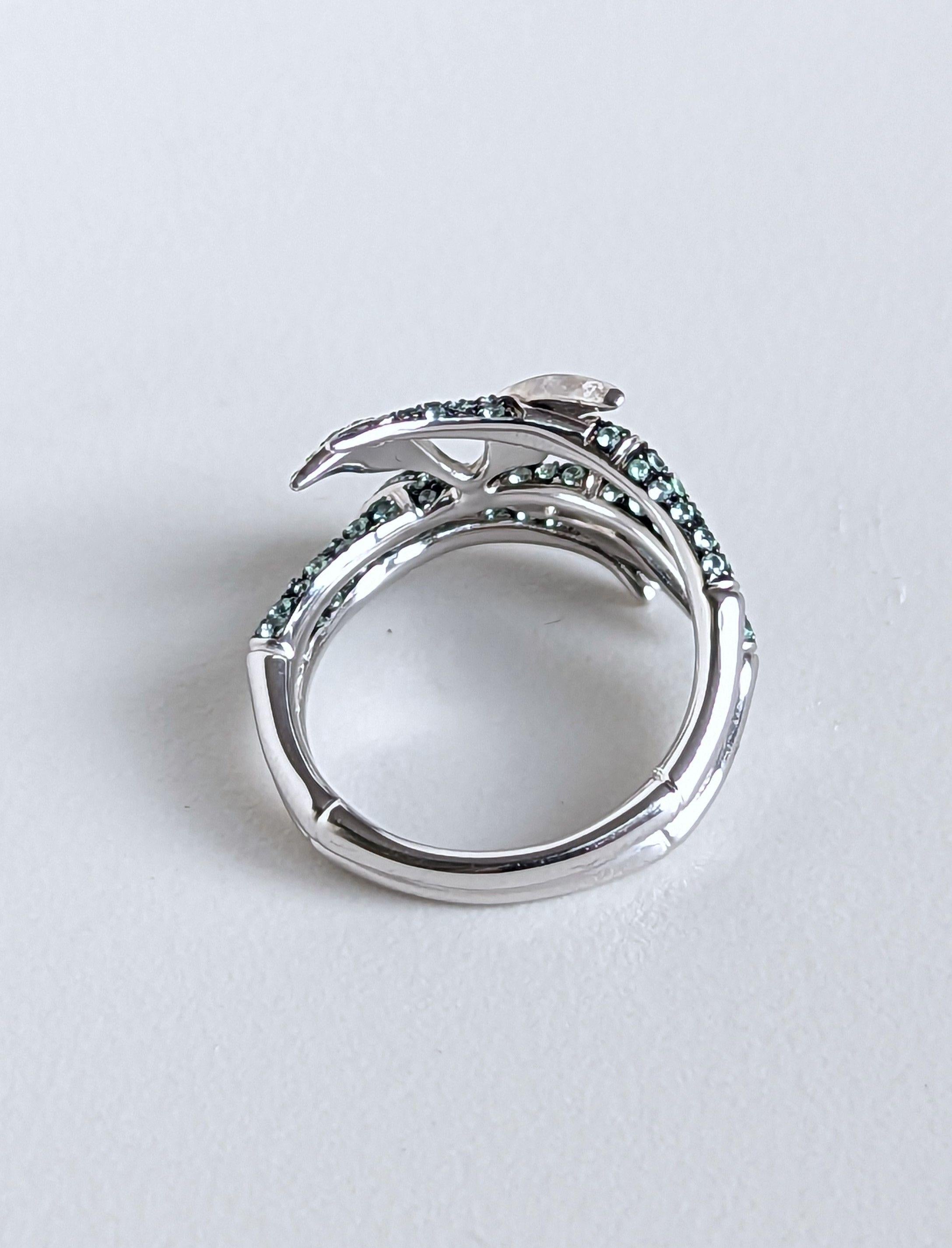 Atelier Swarovski x Stephen Webster Gold, Lab-Grown Diamond and Sapphire Bamboo Ring