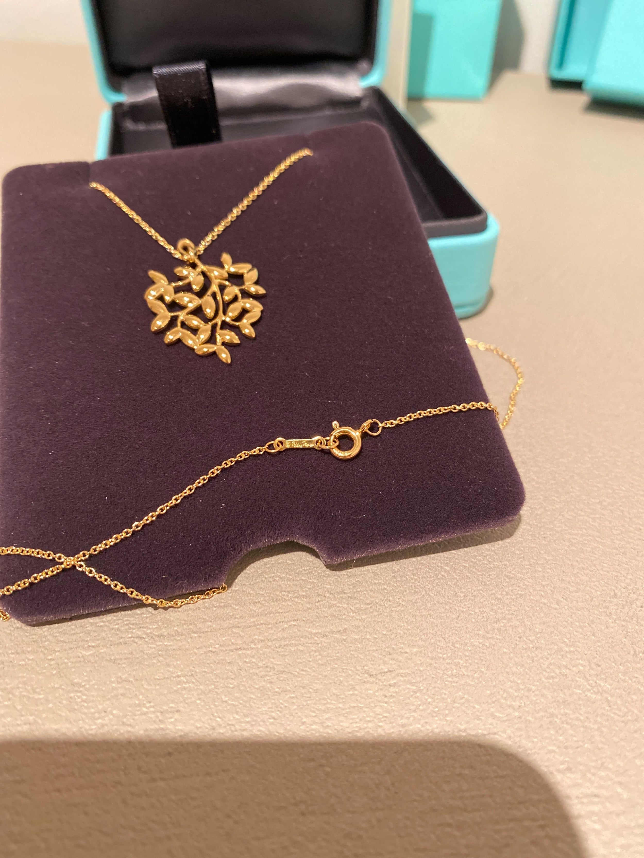 Tiffany  Paloma Picasso Olive Leaf Pendant