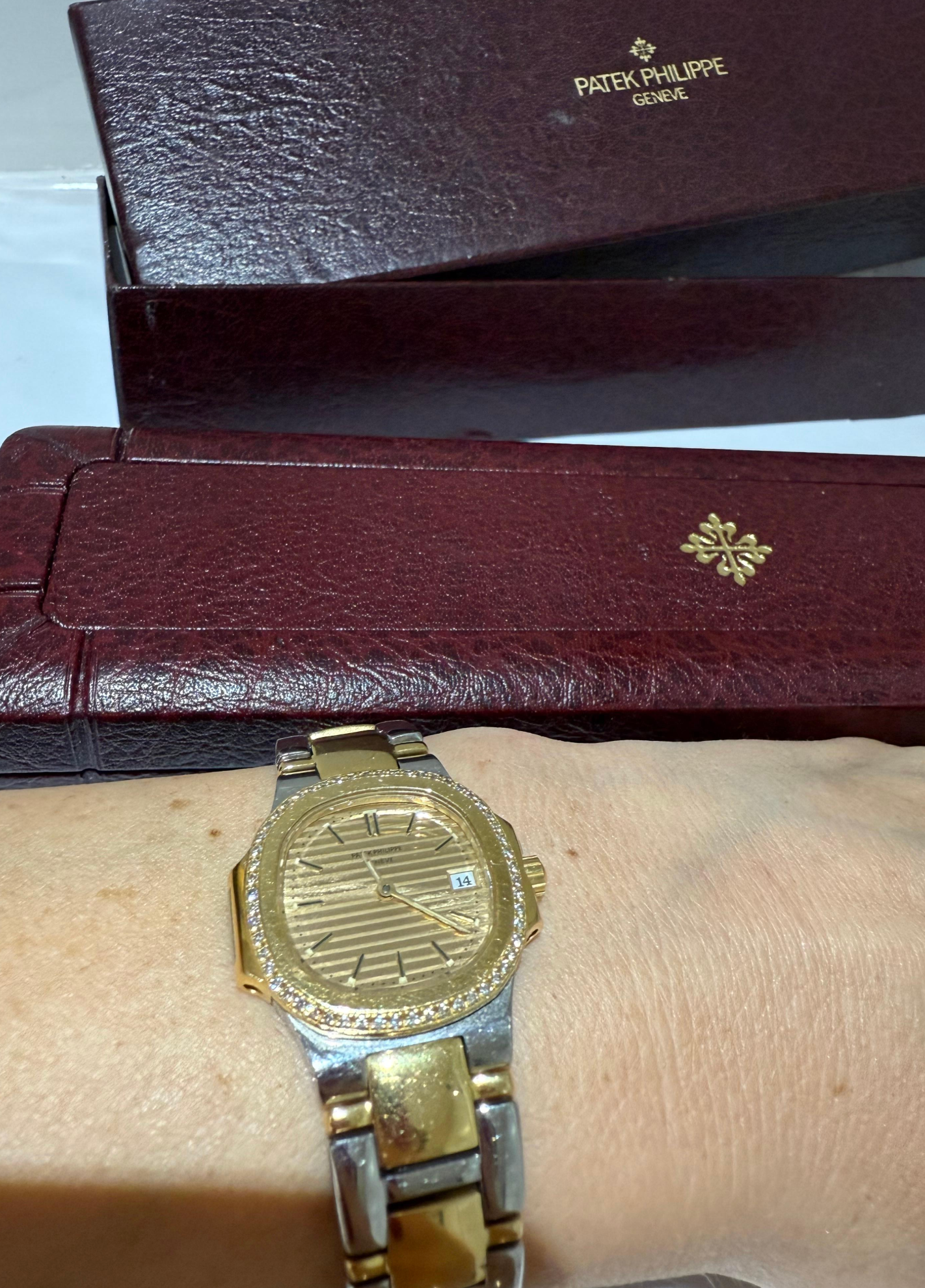 Nautilus Vintage Lady steel/yellow gold 18k with factory diamonds
