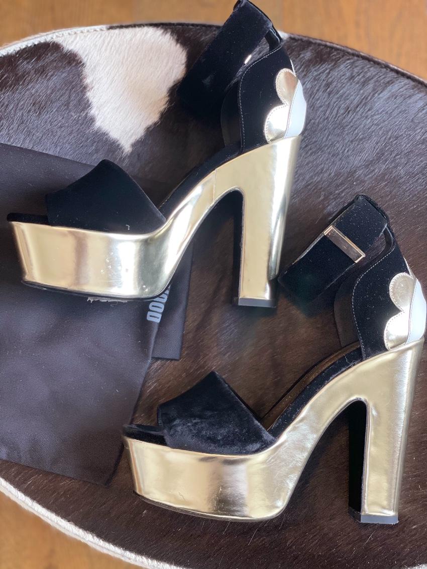 Nicholas Kirkwood Polly Petal velvet and leather platform sandals