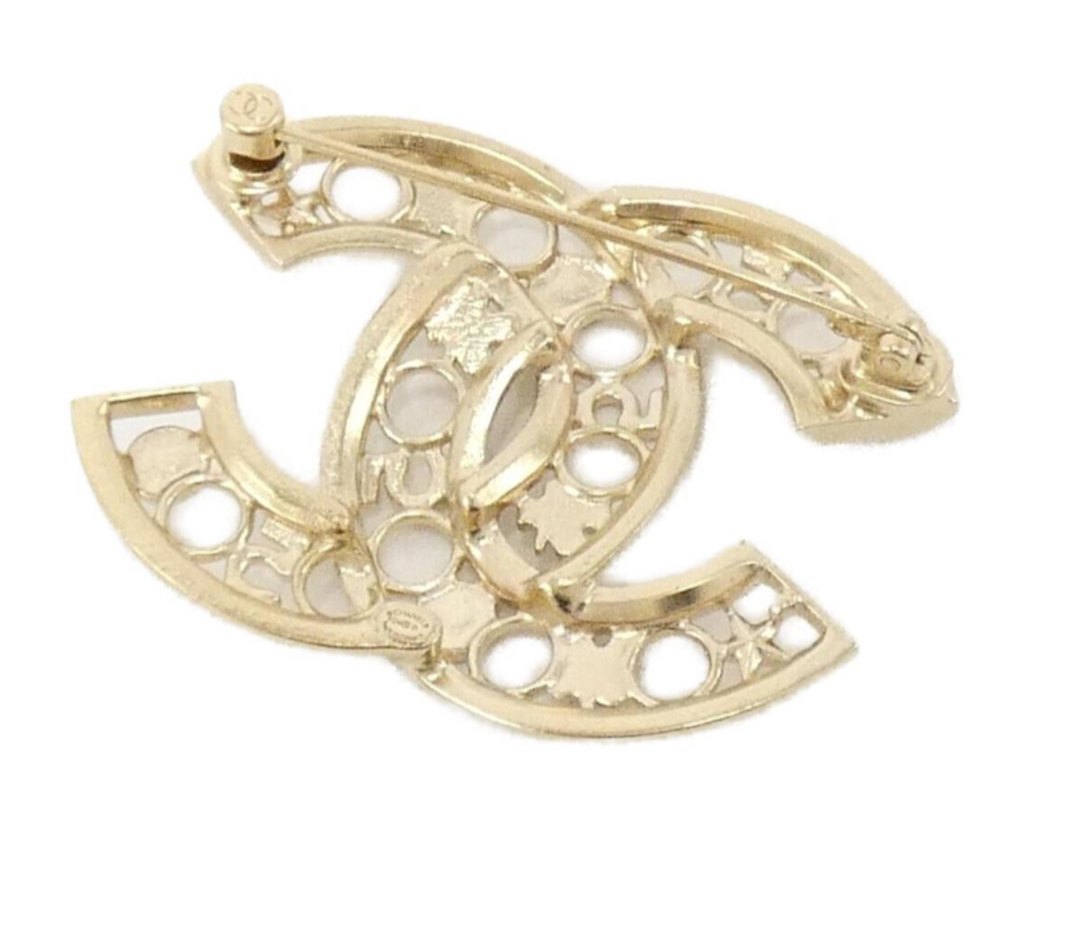 Chanel Coco Mark Double C Gold Metal Brooch
