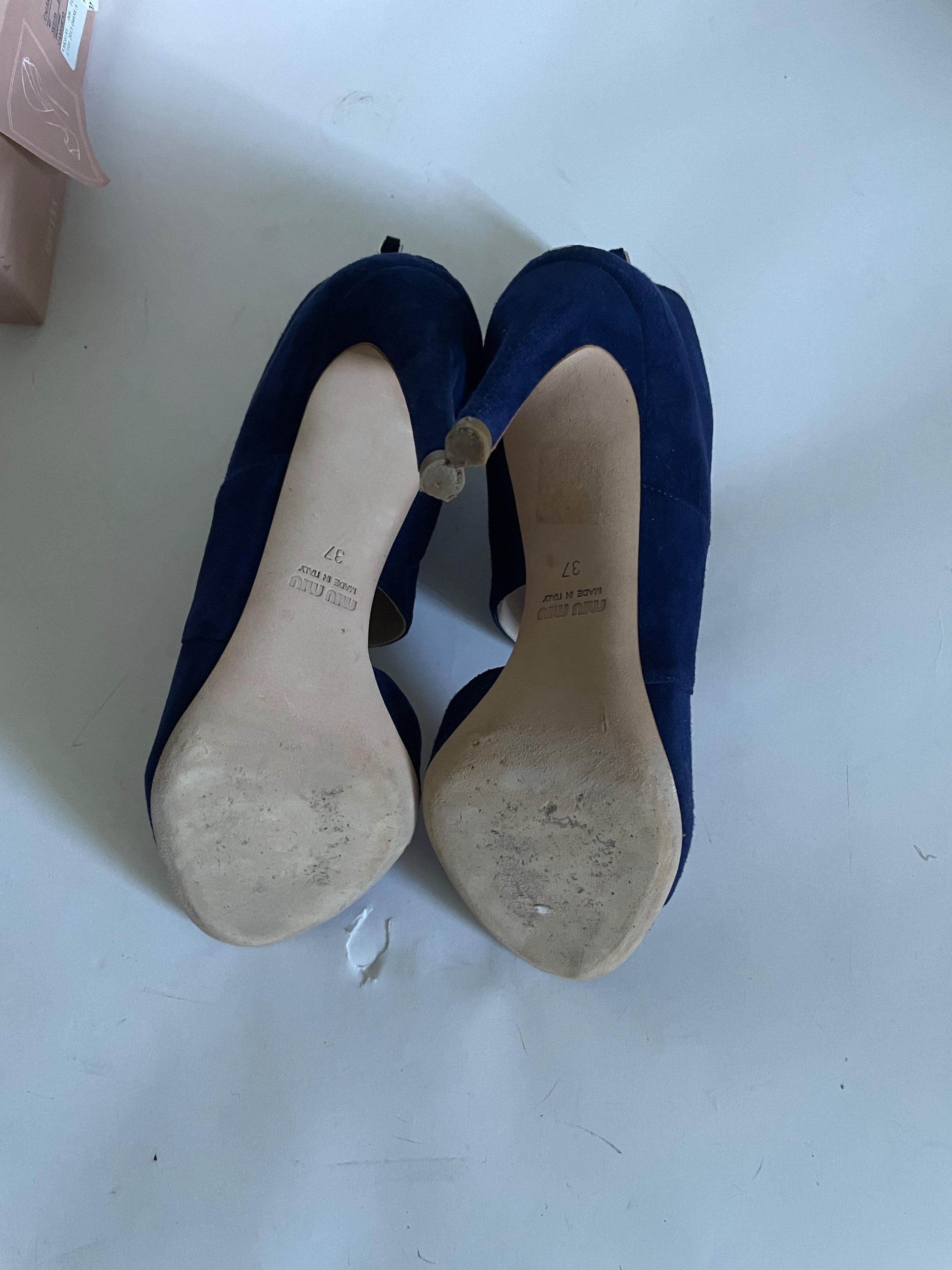 Navy Cutout Suede Pumps